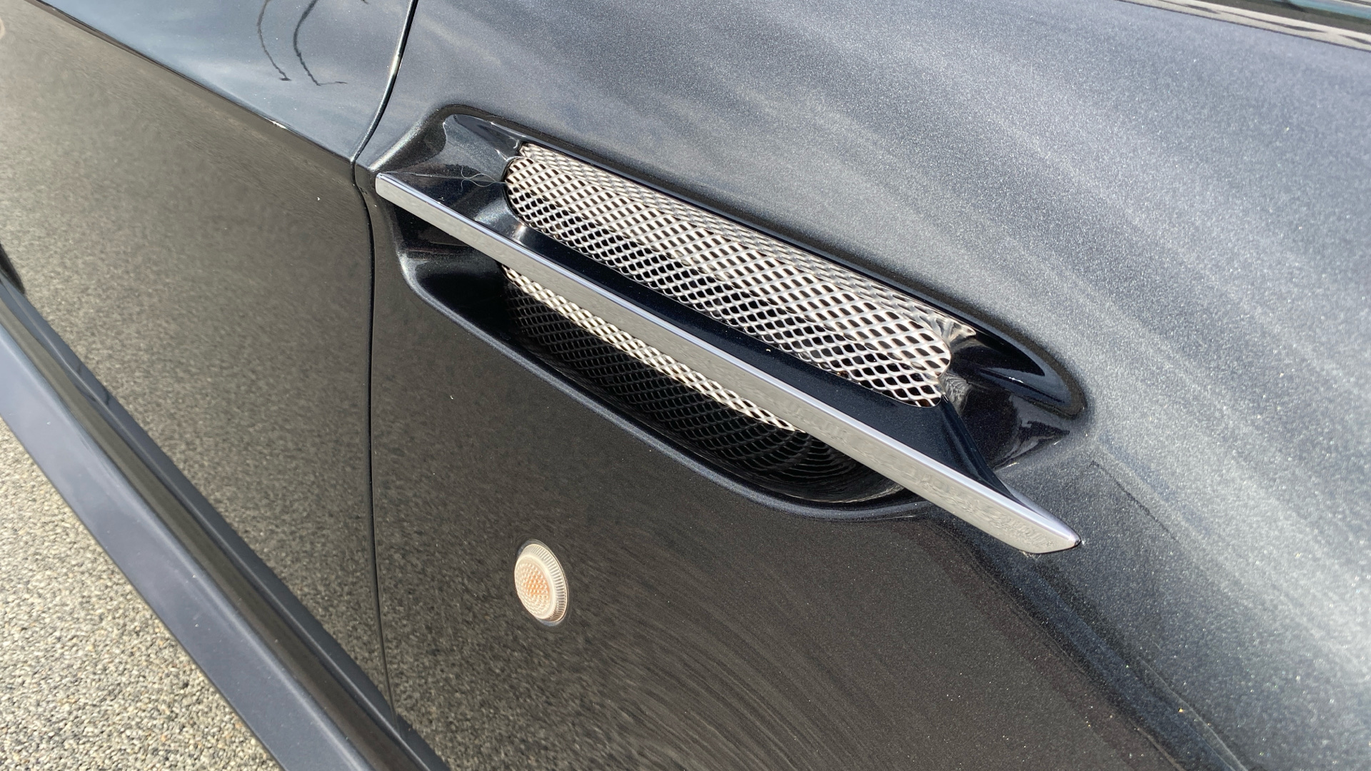 Aston Martin Vantage