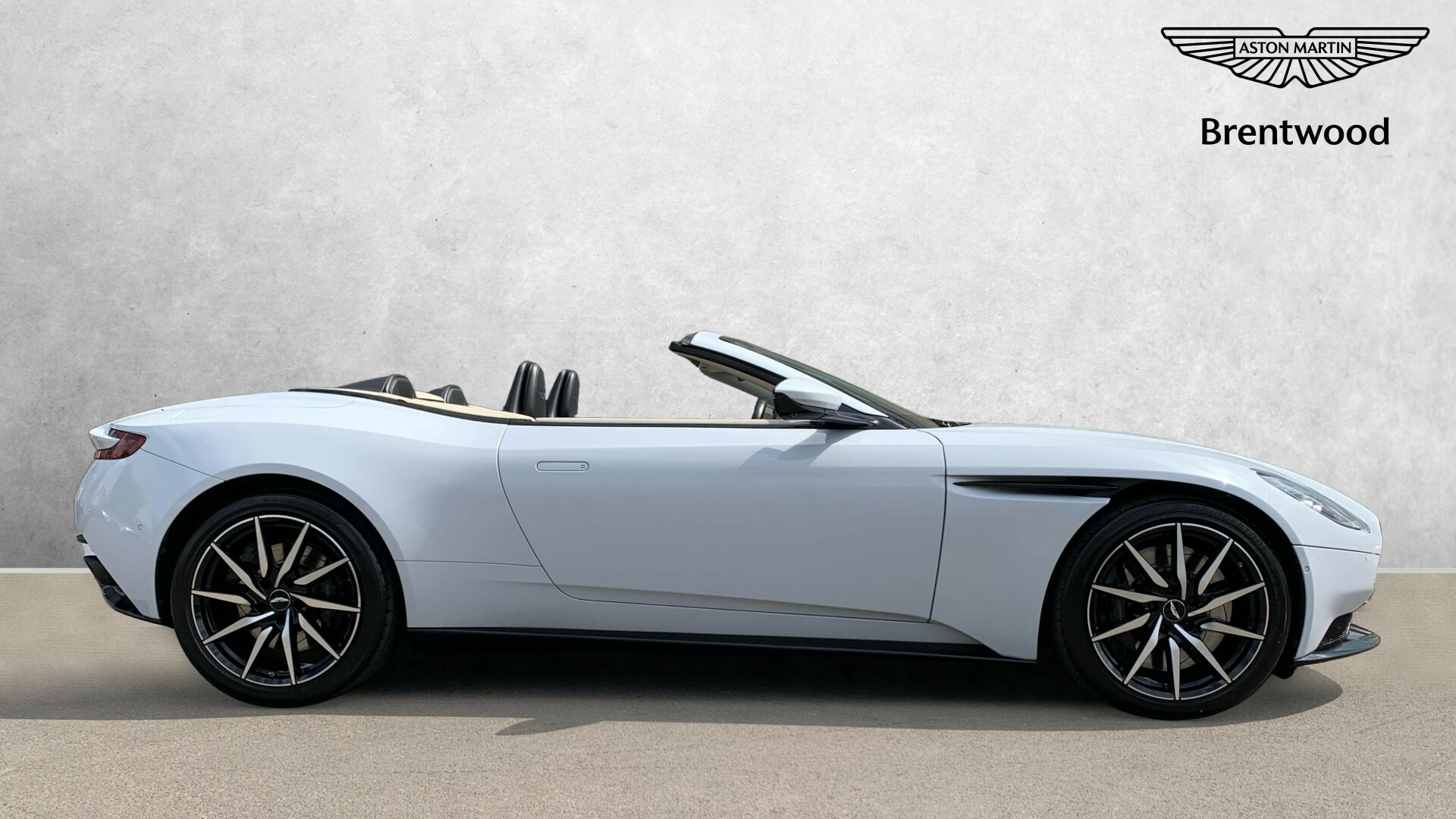 Aston Martin DB11