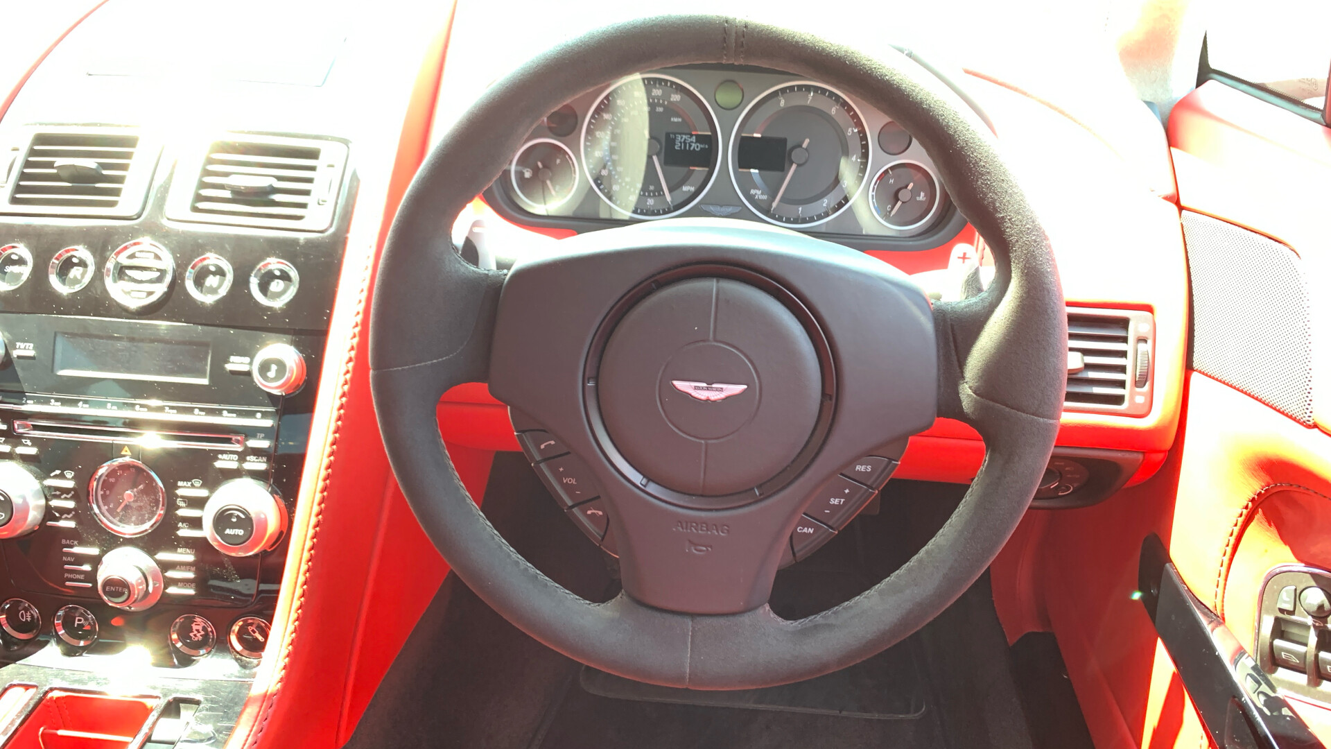 Aston Martin Vantage