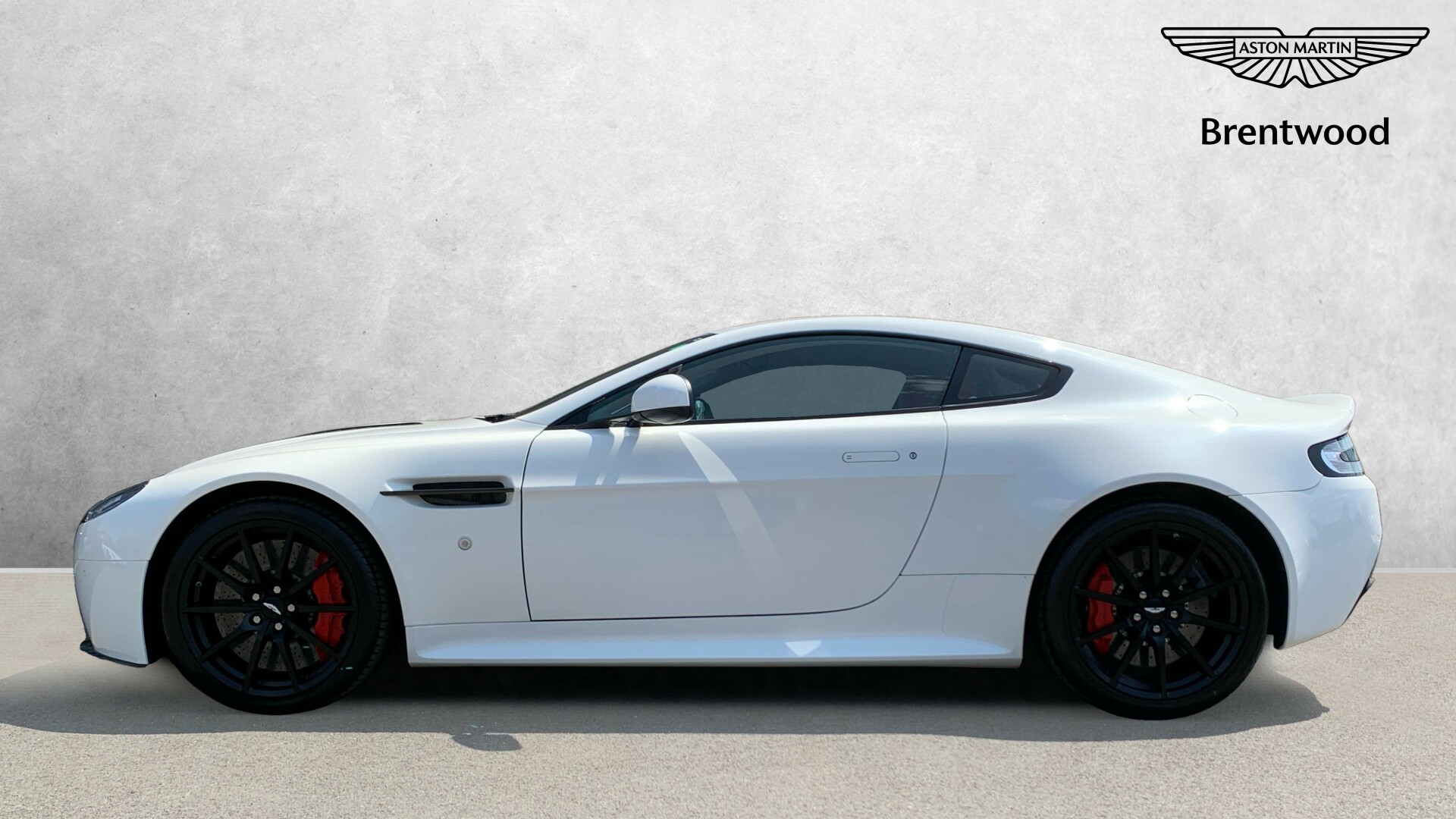 Aston Martin Vantage