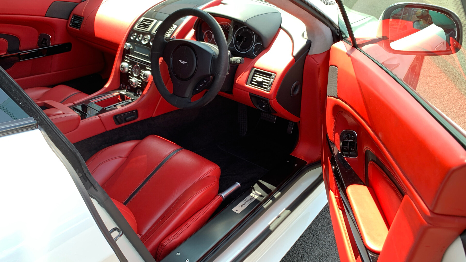 Aston Martin Vantage