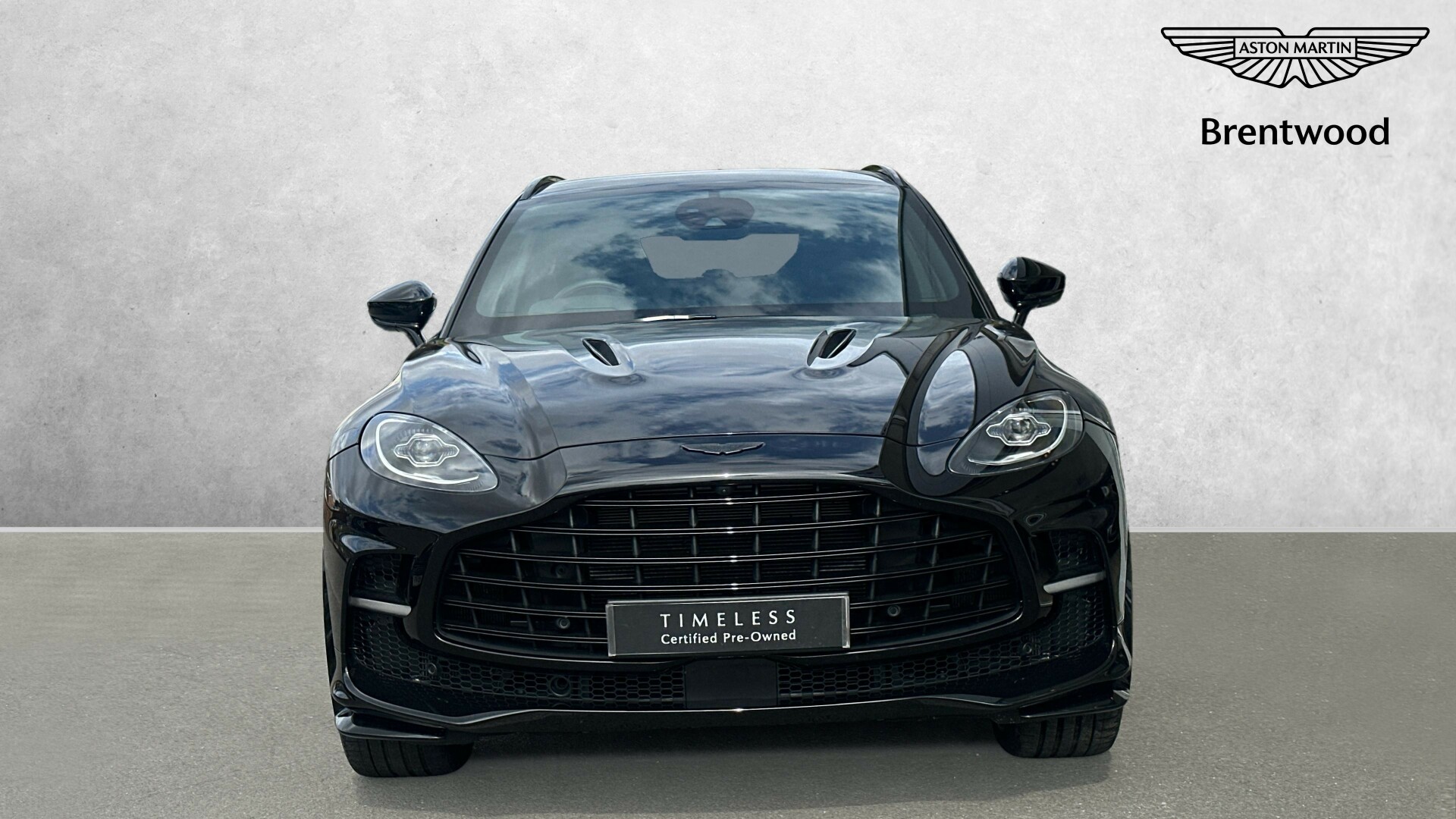 Aston Martin DBX
