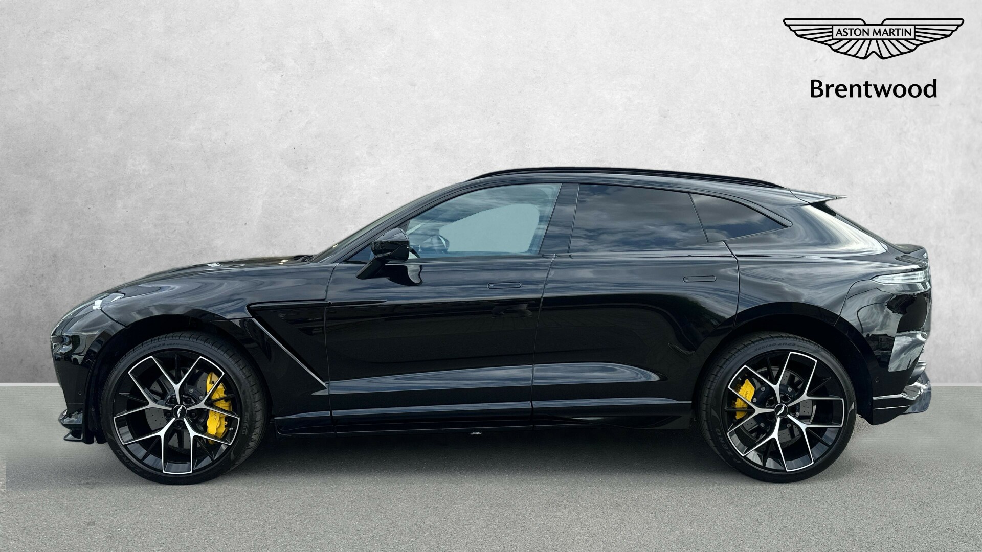 Aston Martin DBX