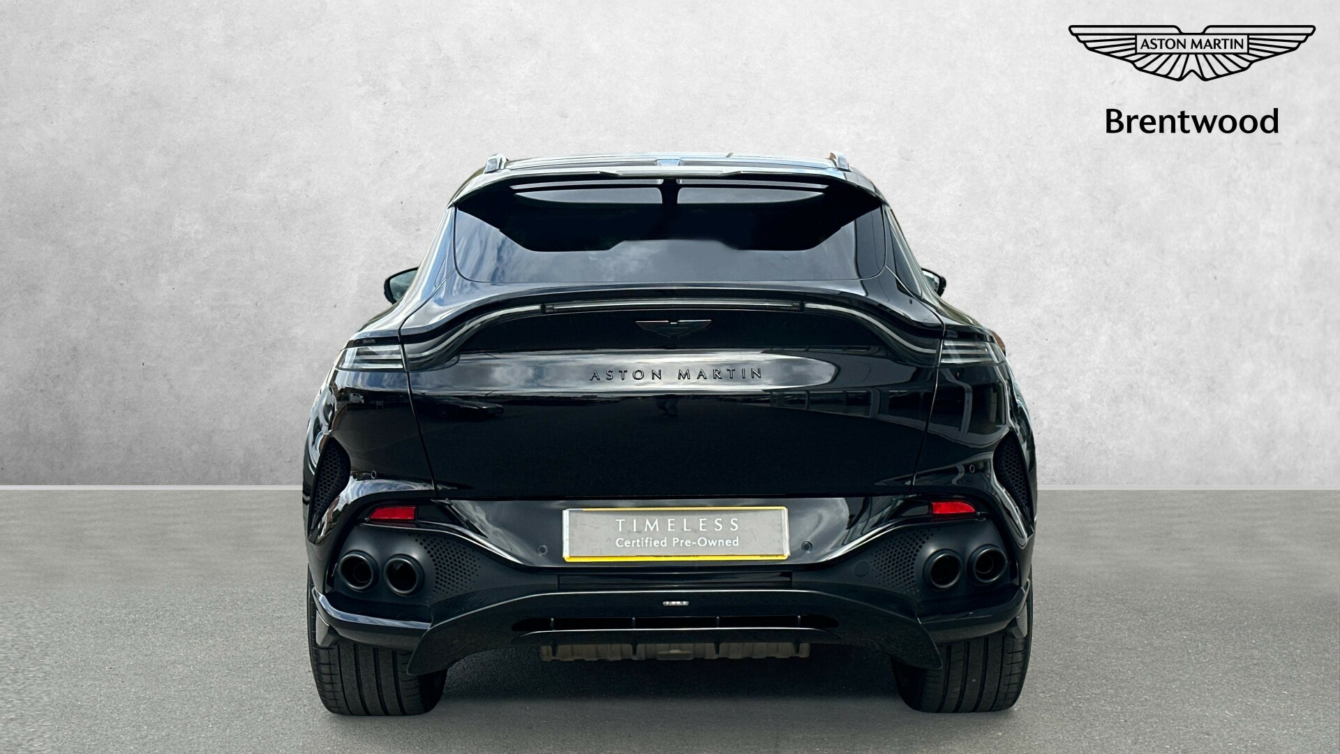 Aston Martin DBX