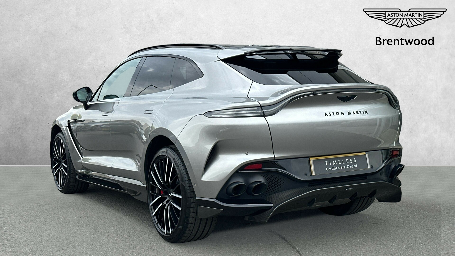 Aston Martin DBX