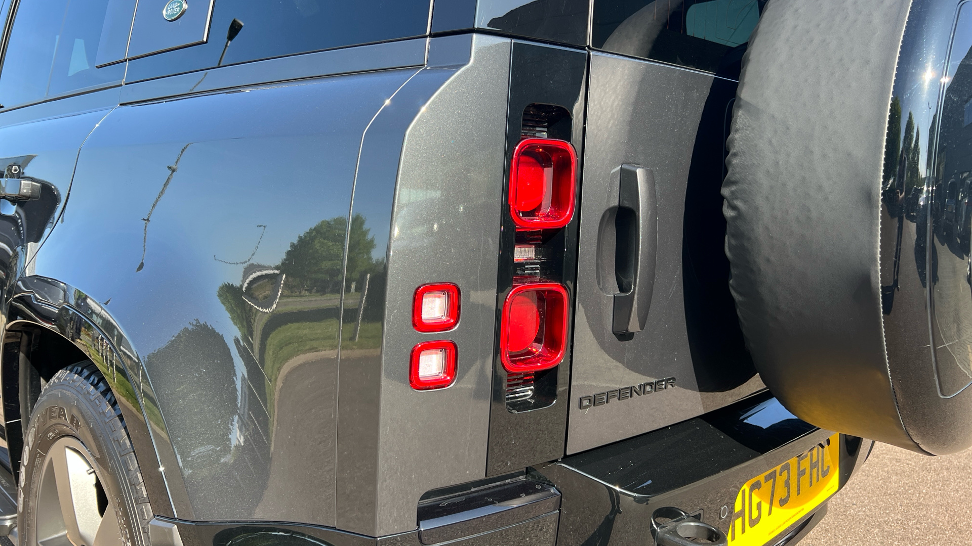Land Rover Defender