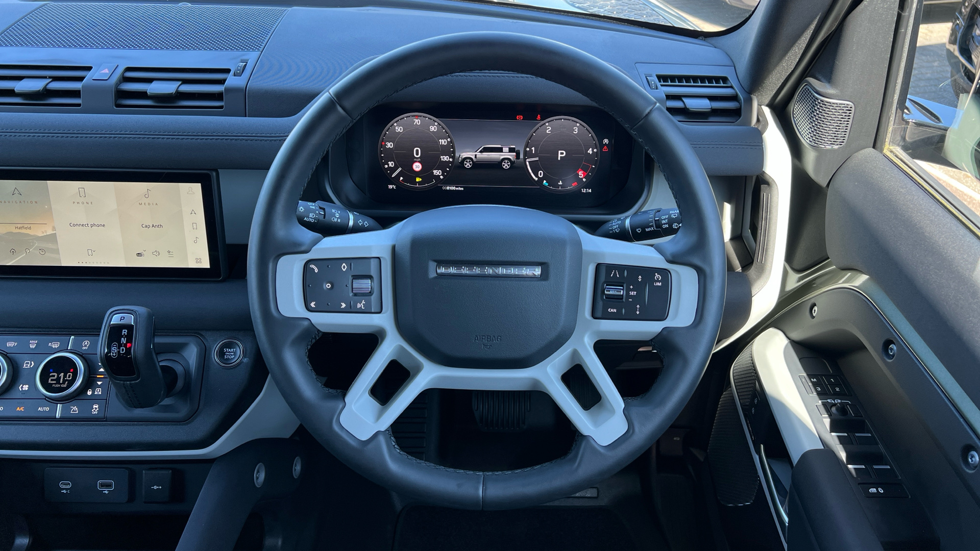 Land Rover Defender