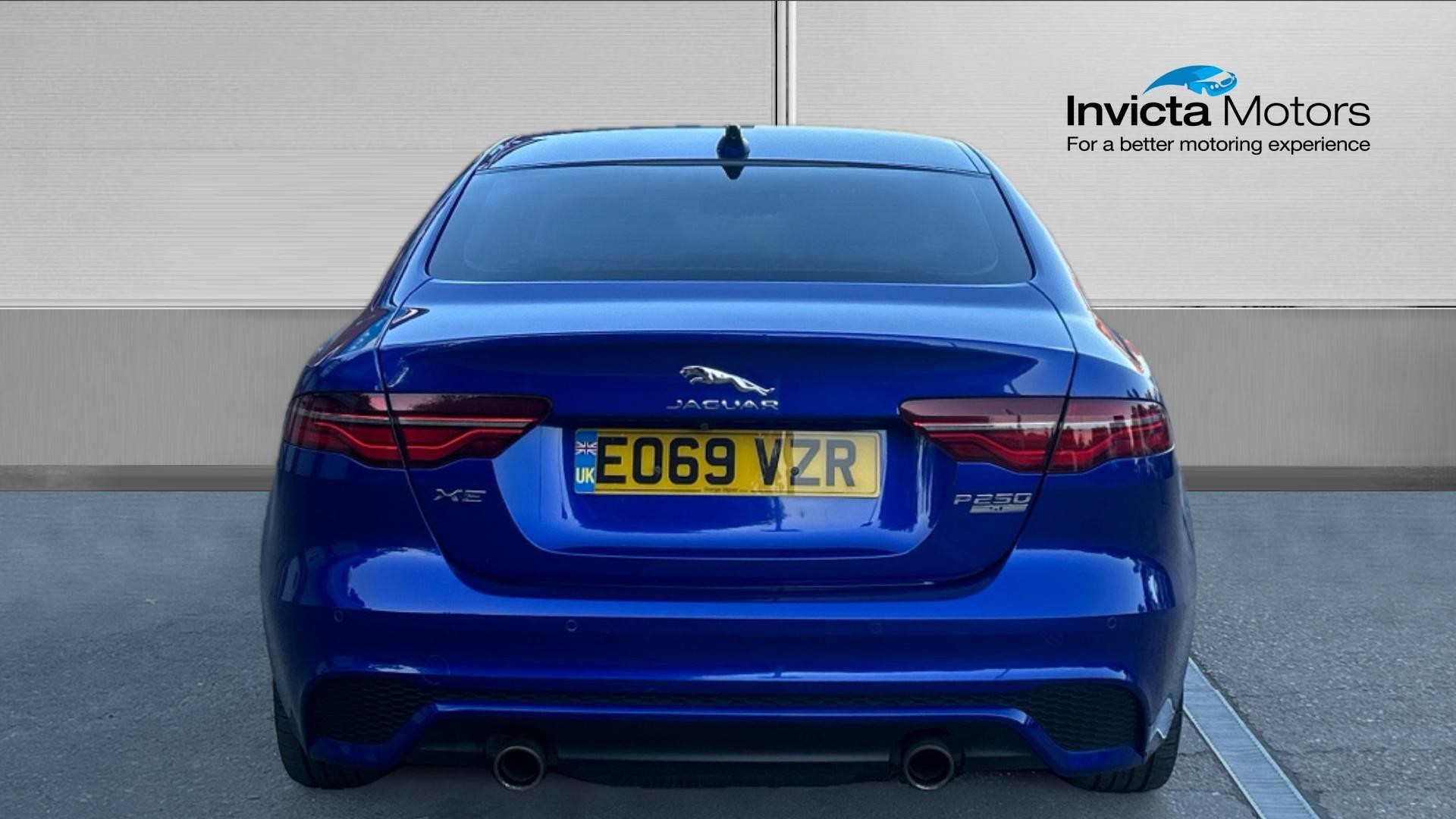 Jaguar XE