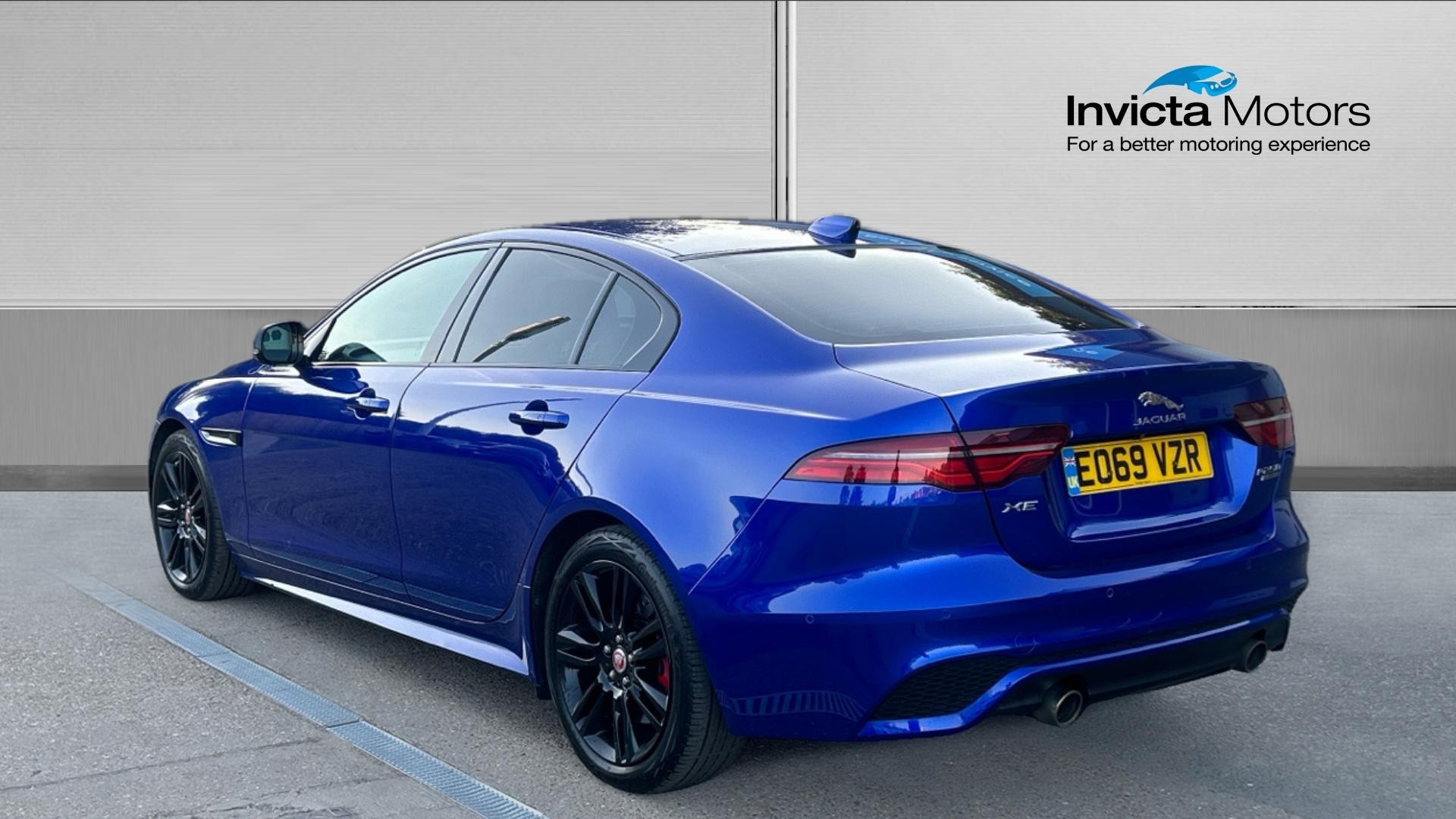 Jaguar XE