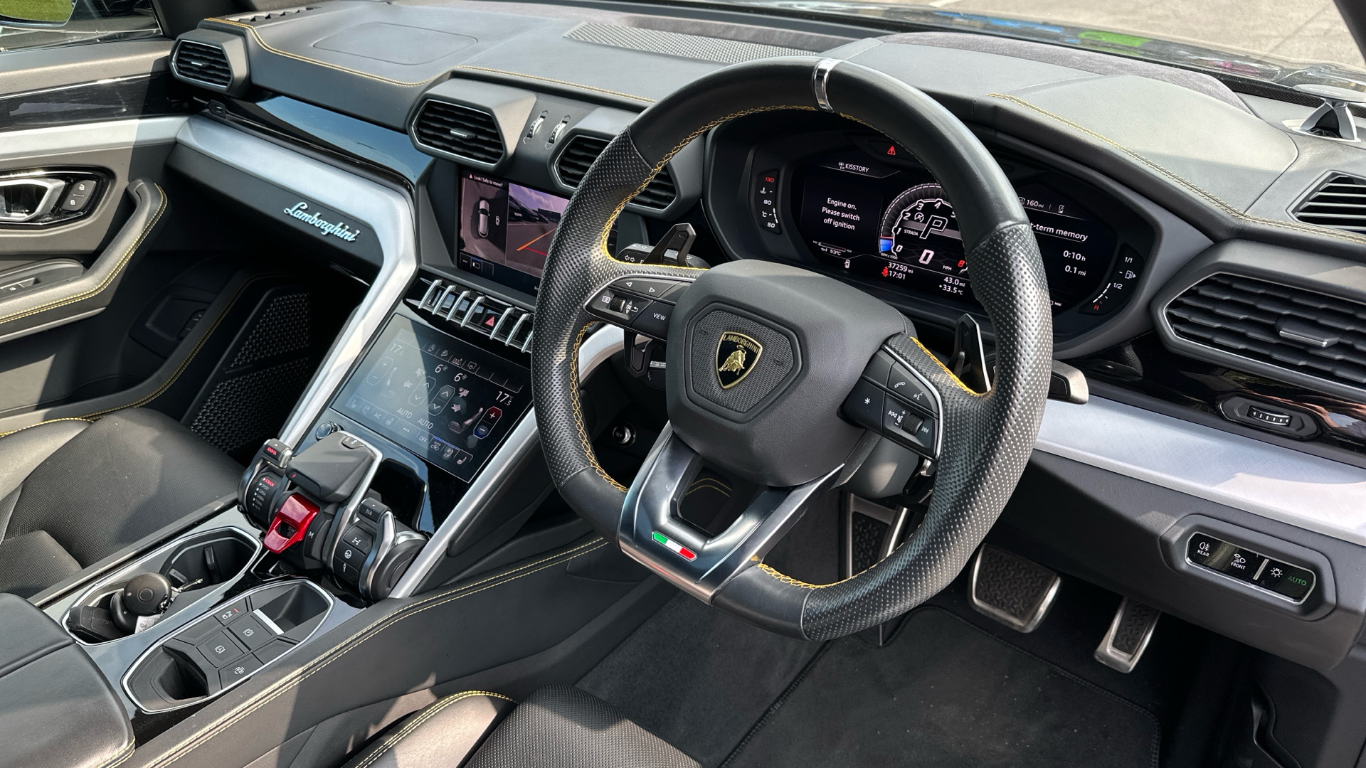Lamborghini URUS