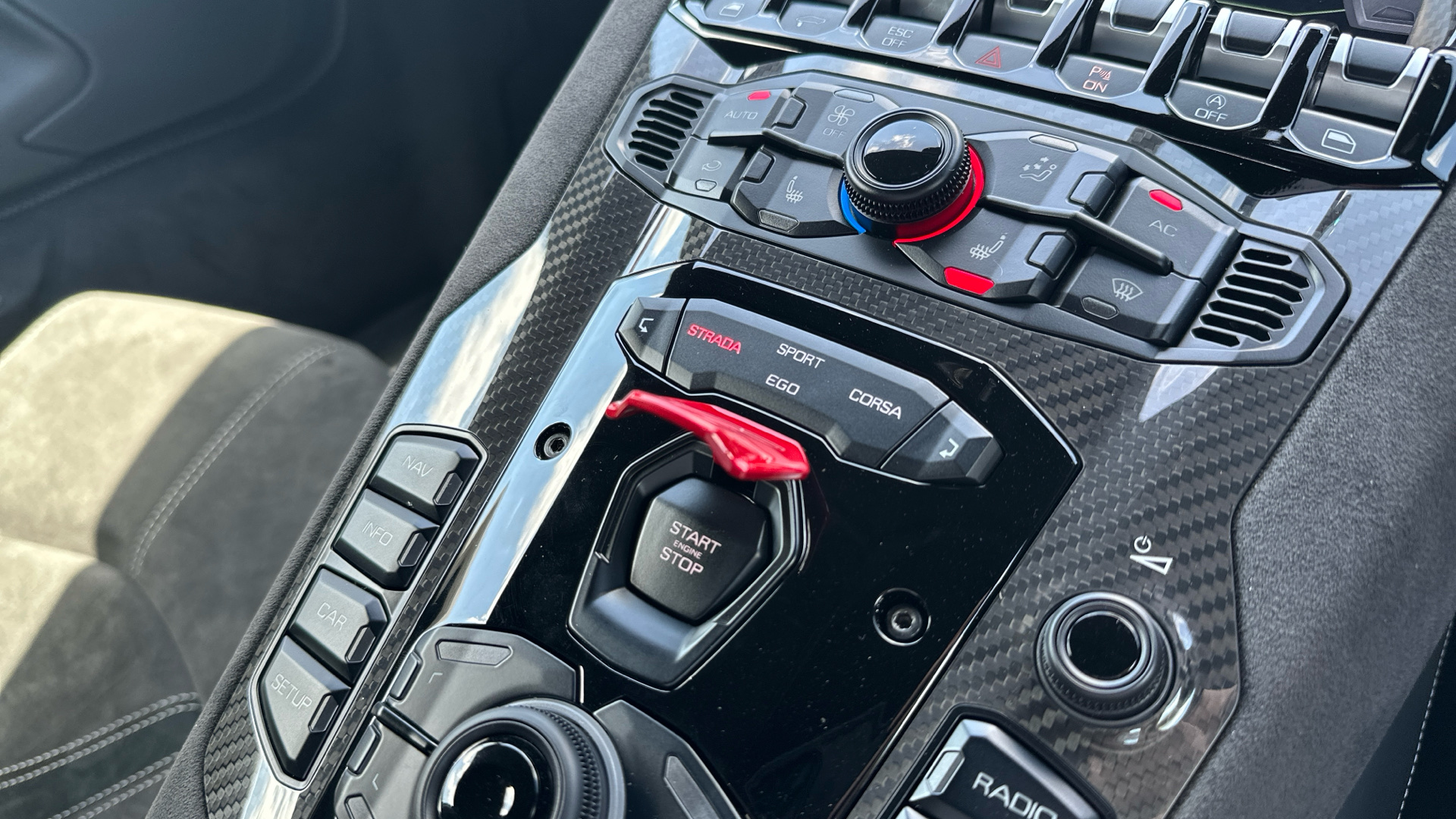 Lamborghini Aventador