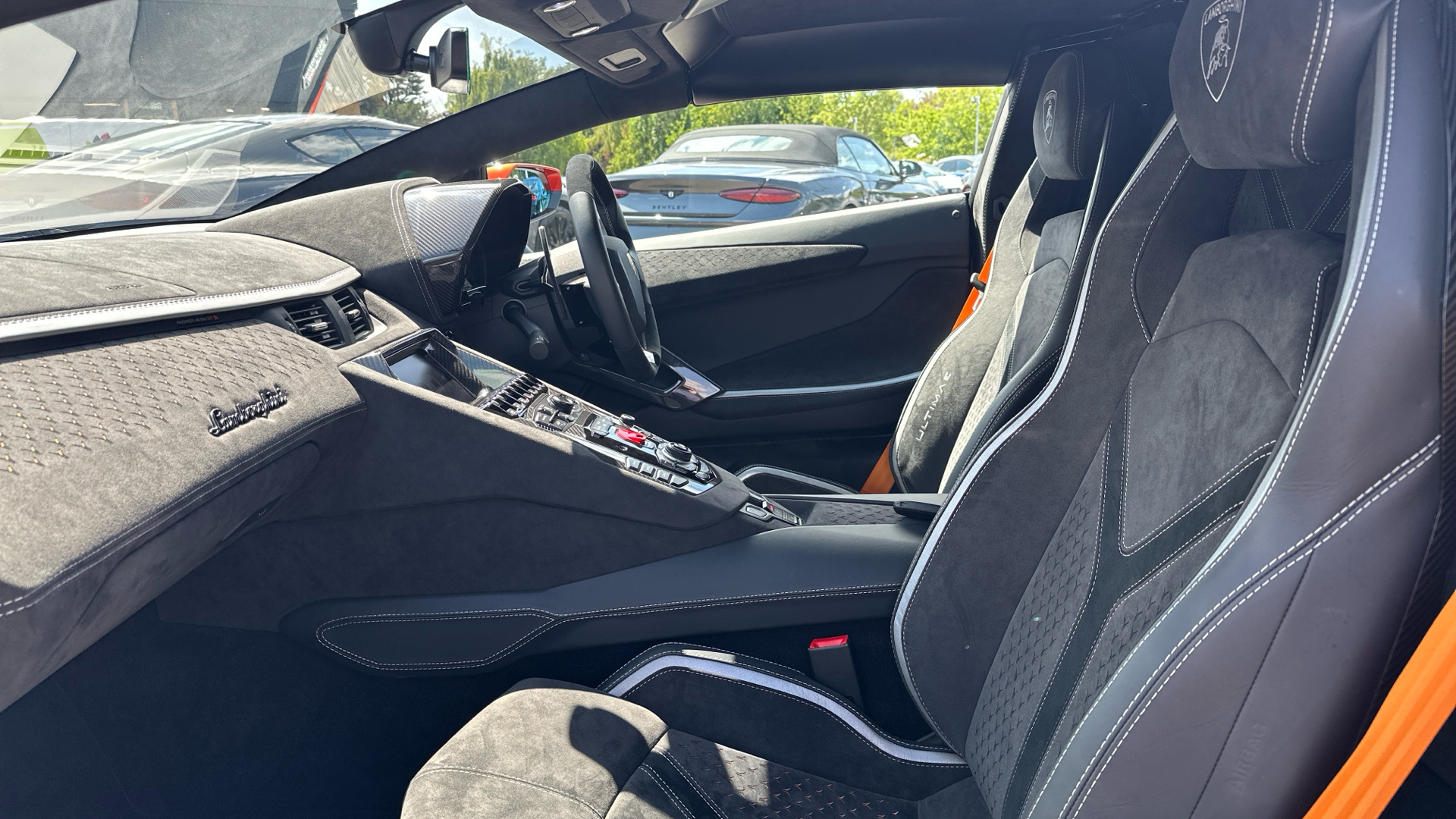 Lamborghini Aventador