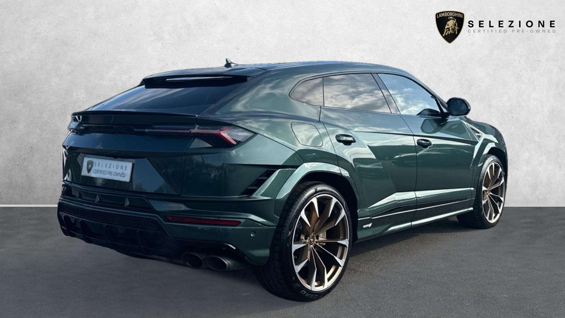Lamborghini URUS