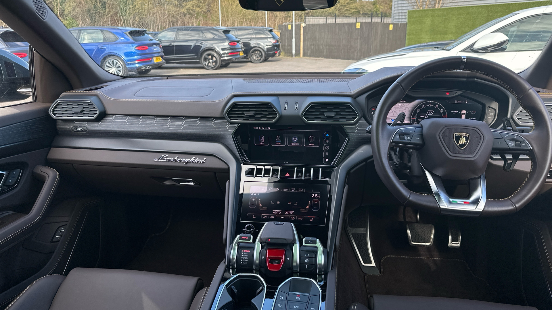 Lamborghini URUS