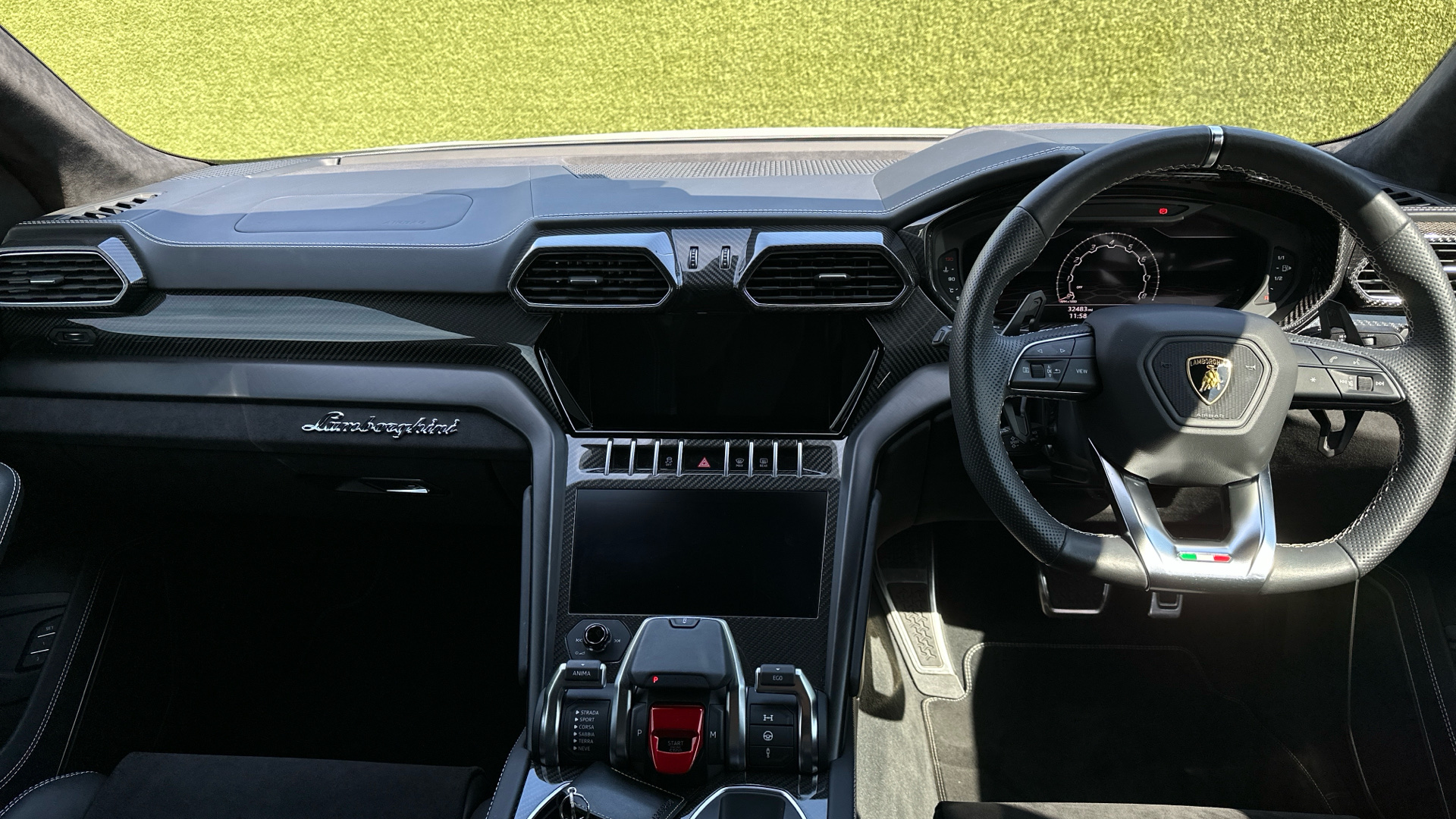 Lamborghini URUS