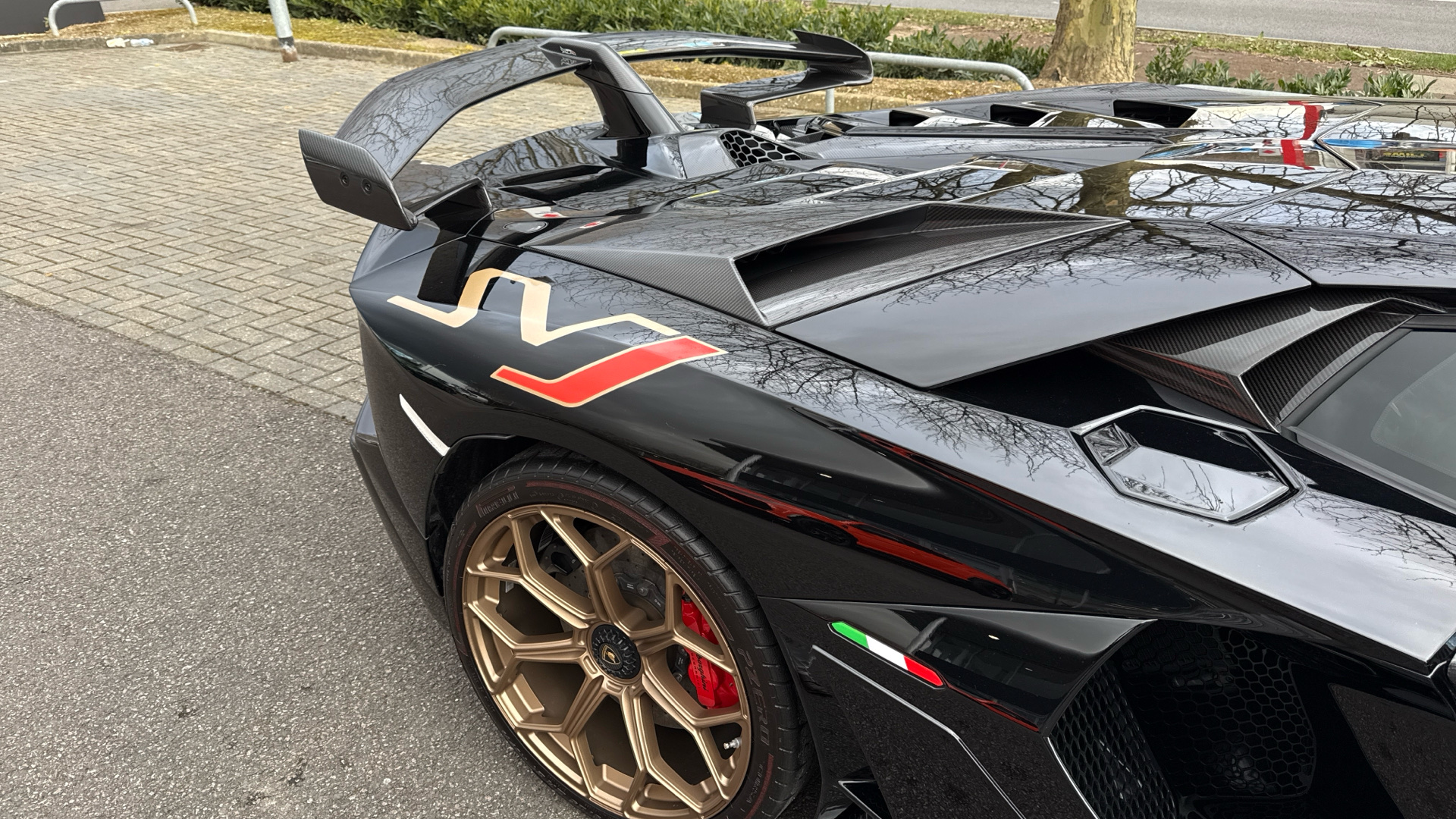 Lamborghini Aventador