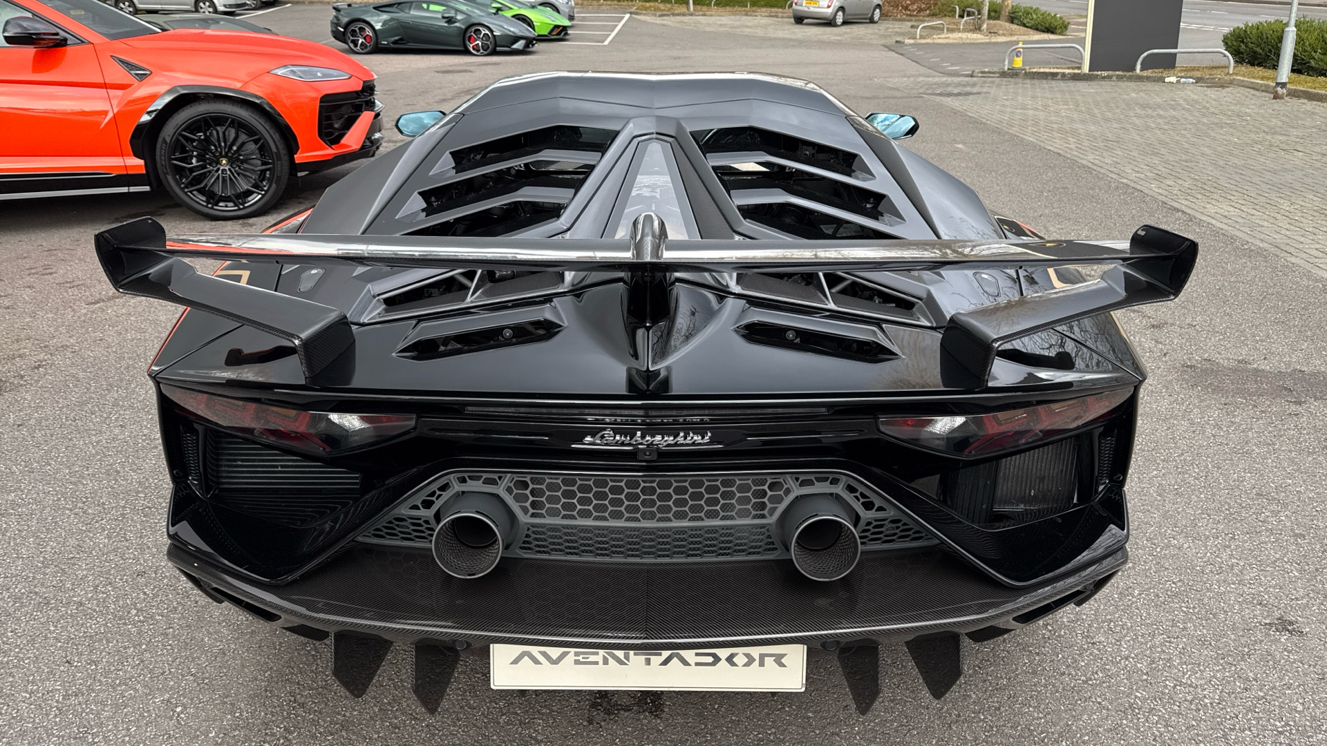 Lamborghini Aventador
