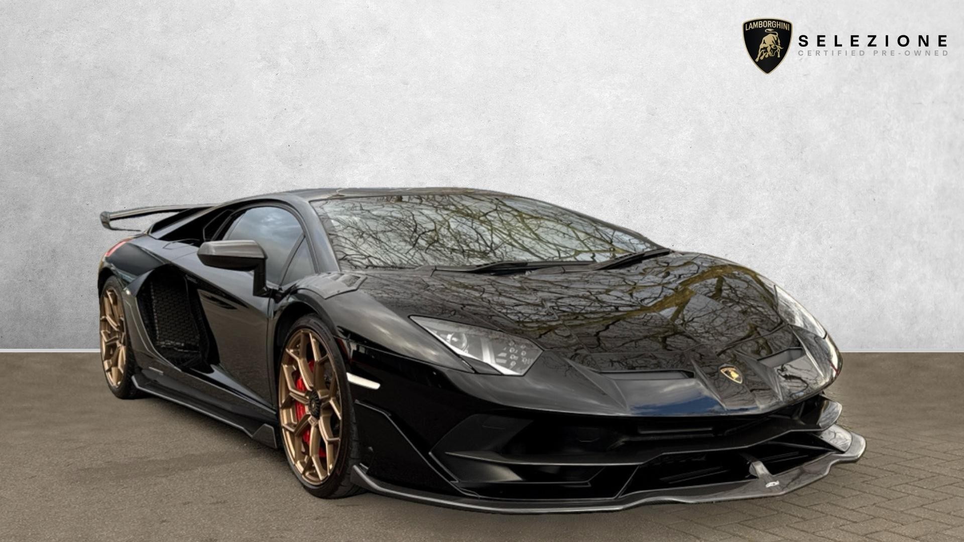 Lamborghini Aventador