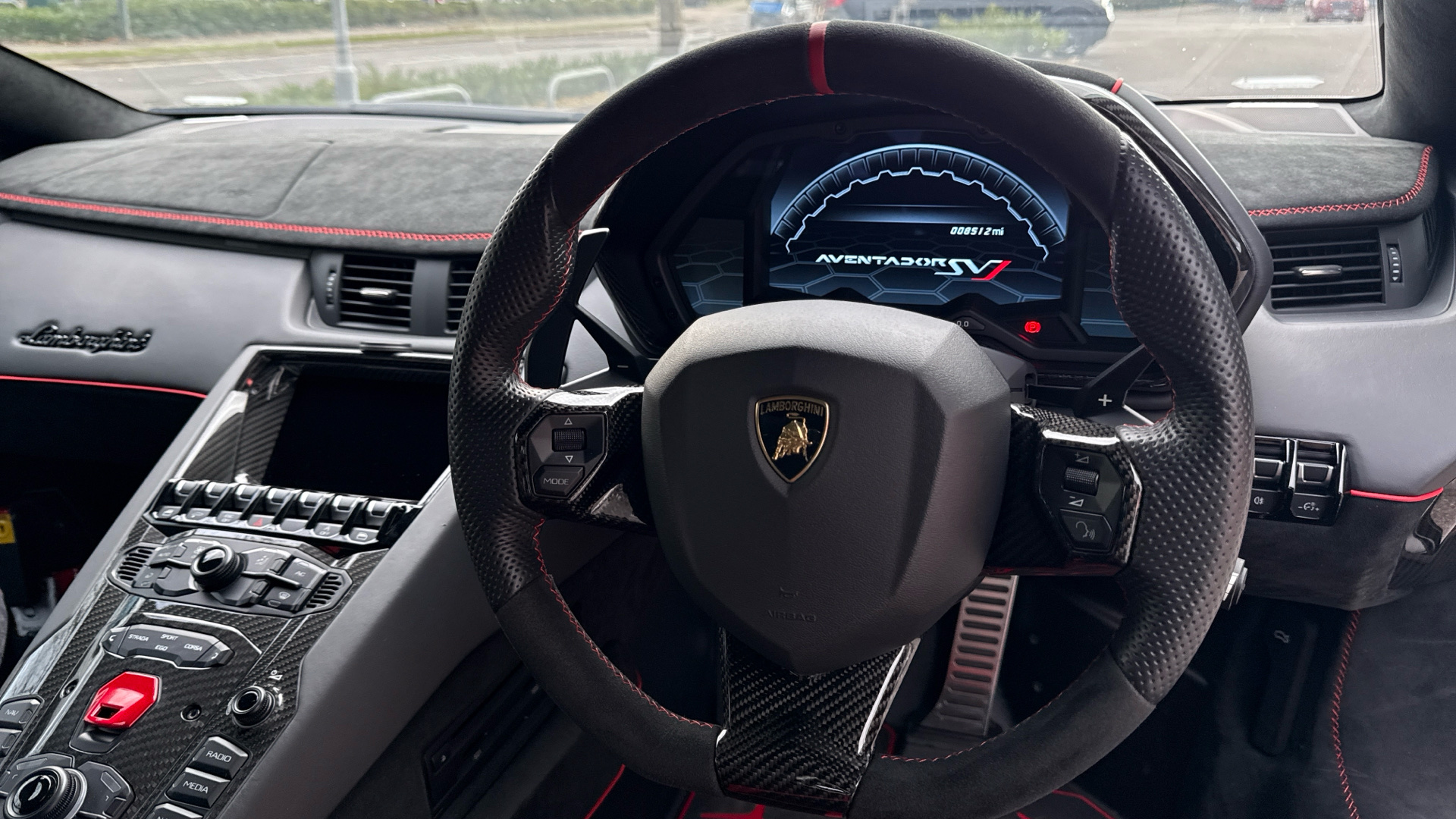 Lamborghini Aventador