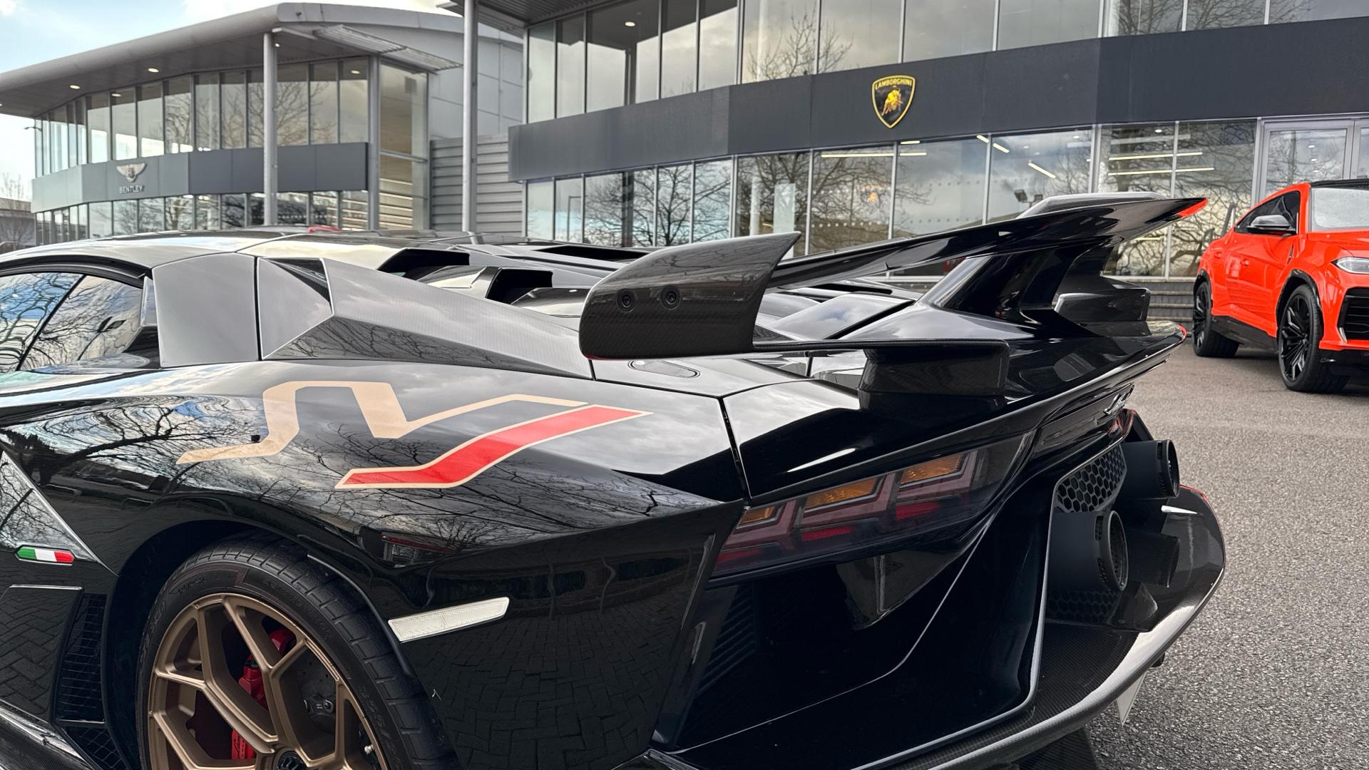 Lamborghini Aventador