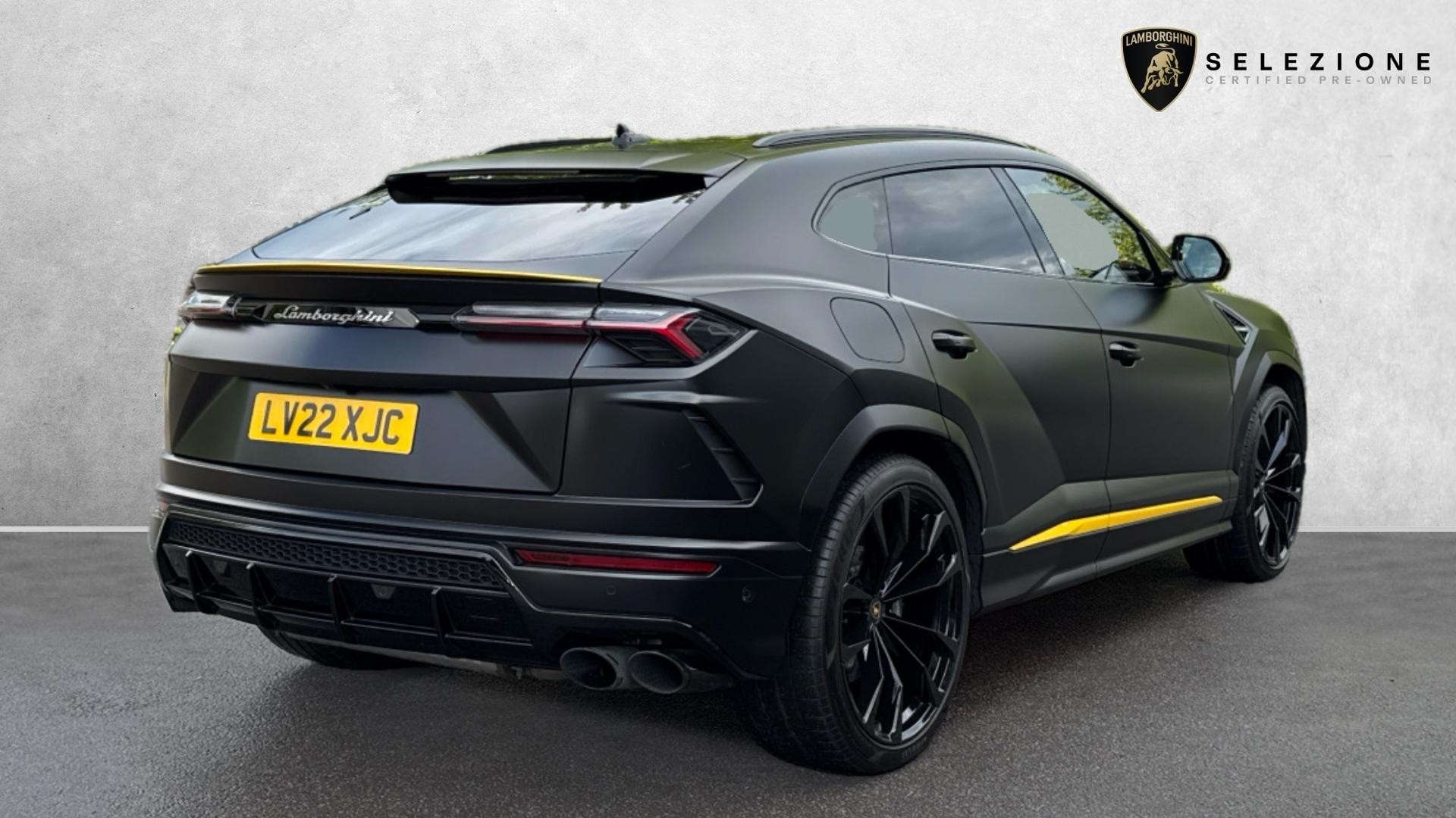 Lamborghini URUS
