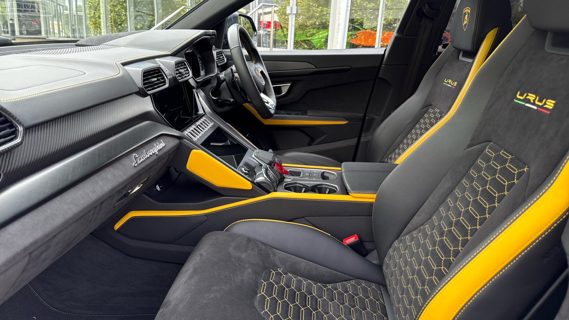 Lamborghini URUS