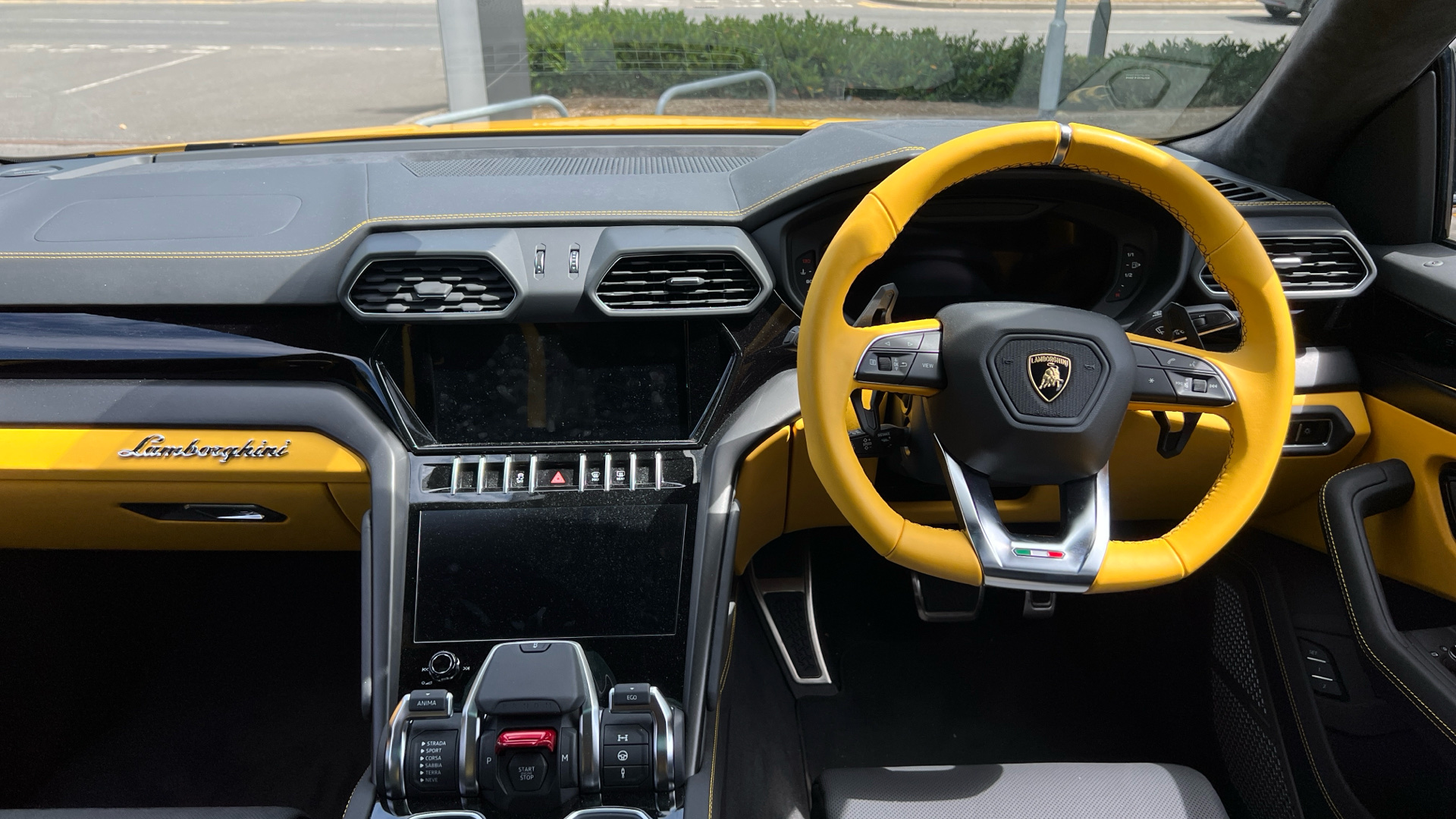 Lamborghini URUS