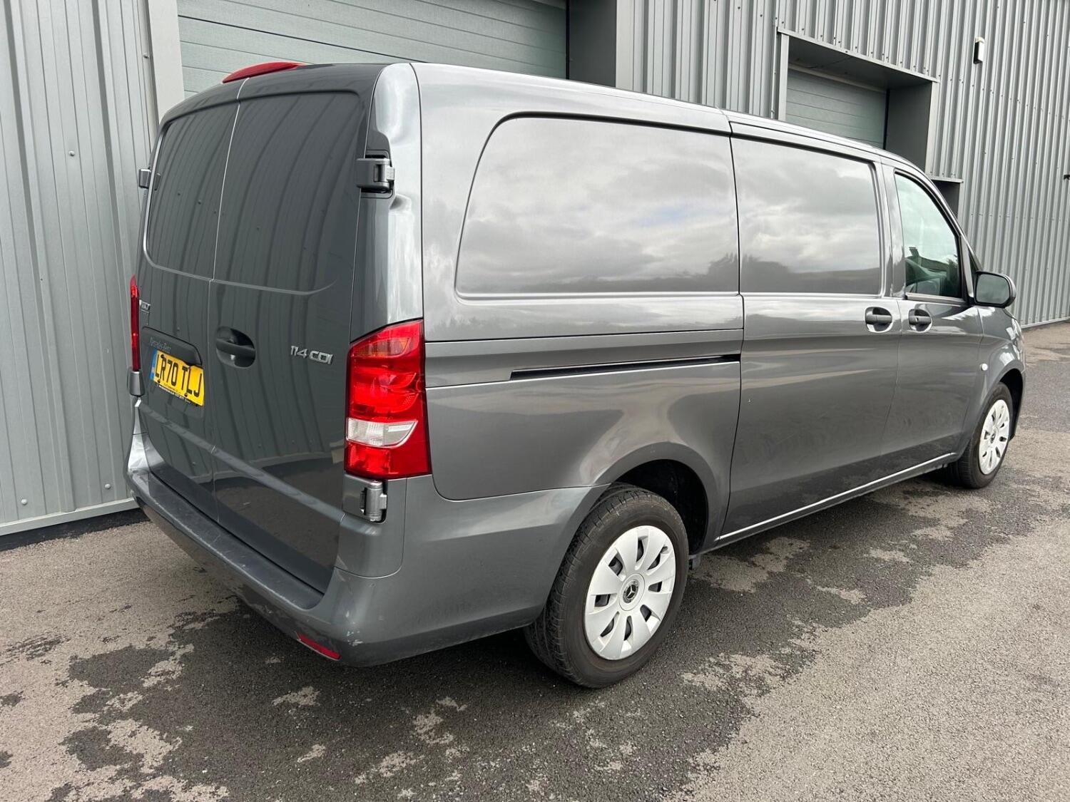 Mercedes Benz Vito