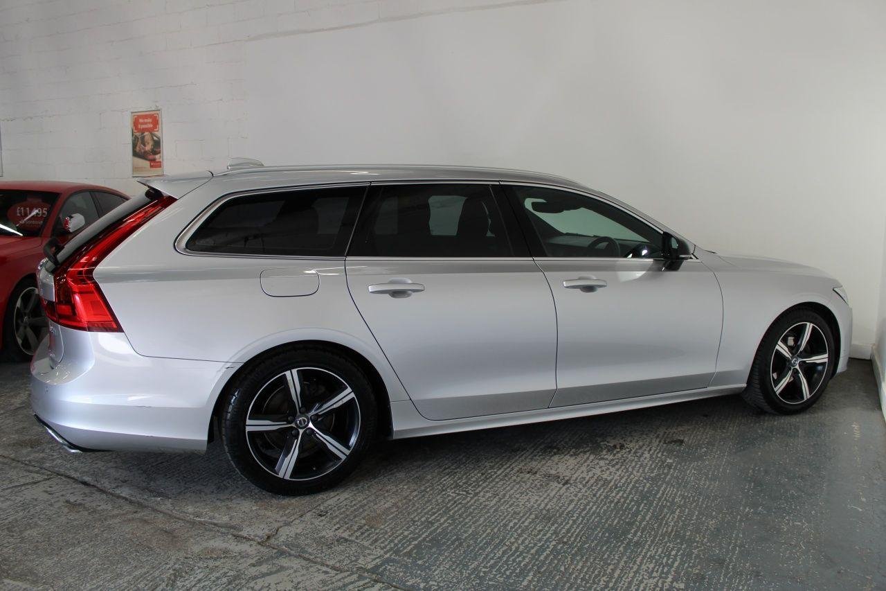 Volvo V90