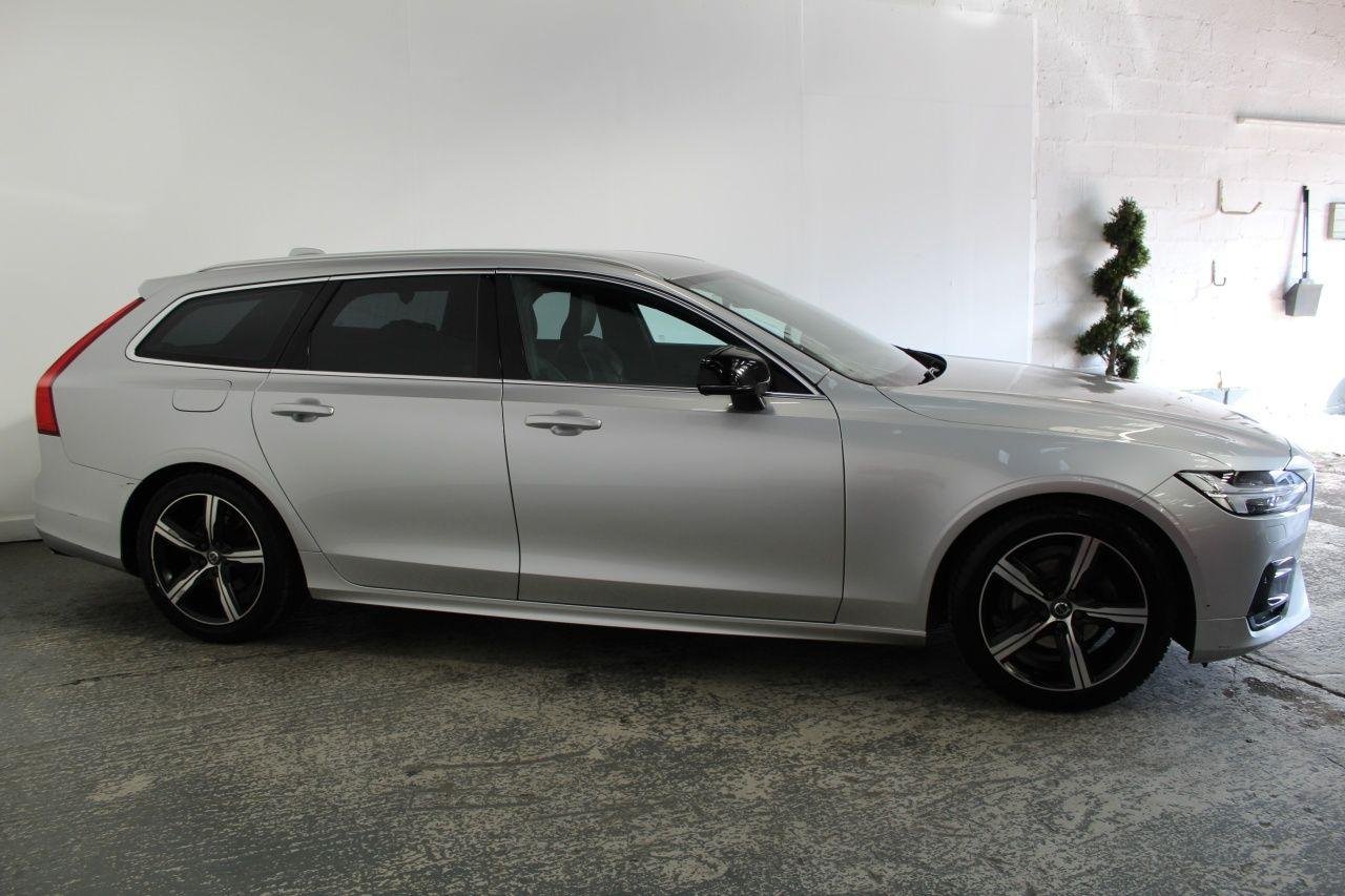 Volvo V90