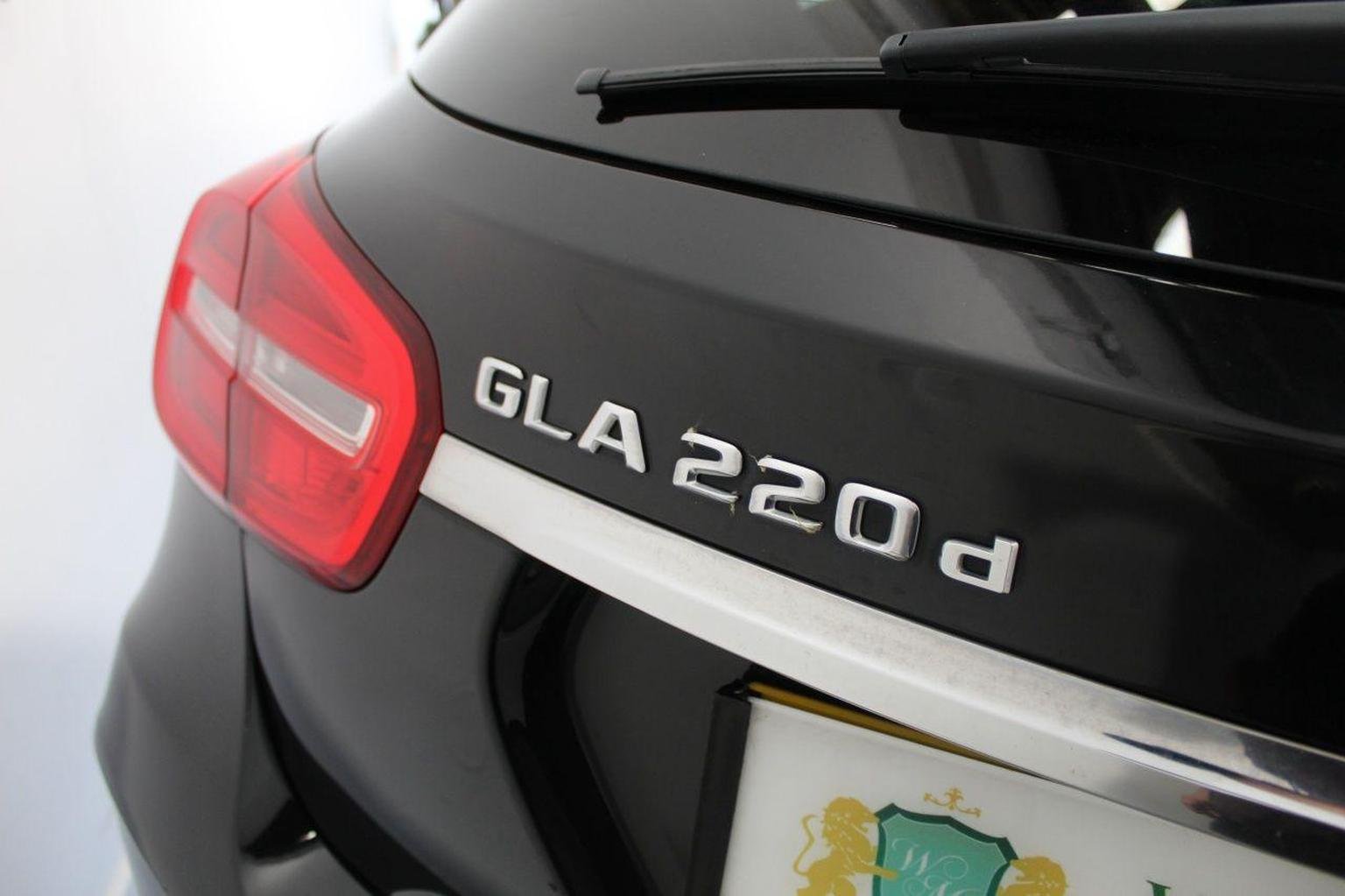 Mercedes Benz GLA Class