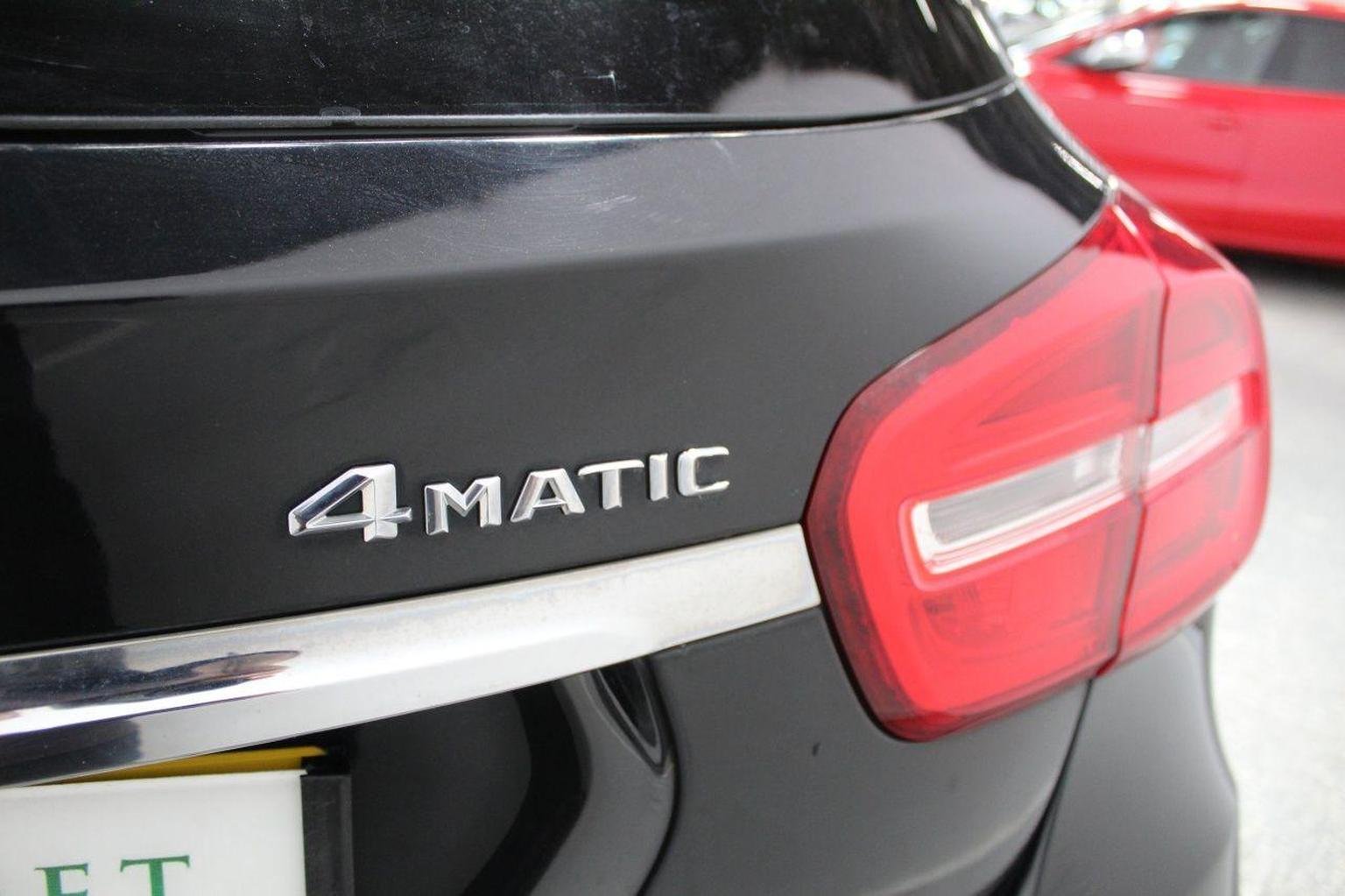 Mercedes Benz GLA Class