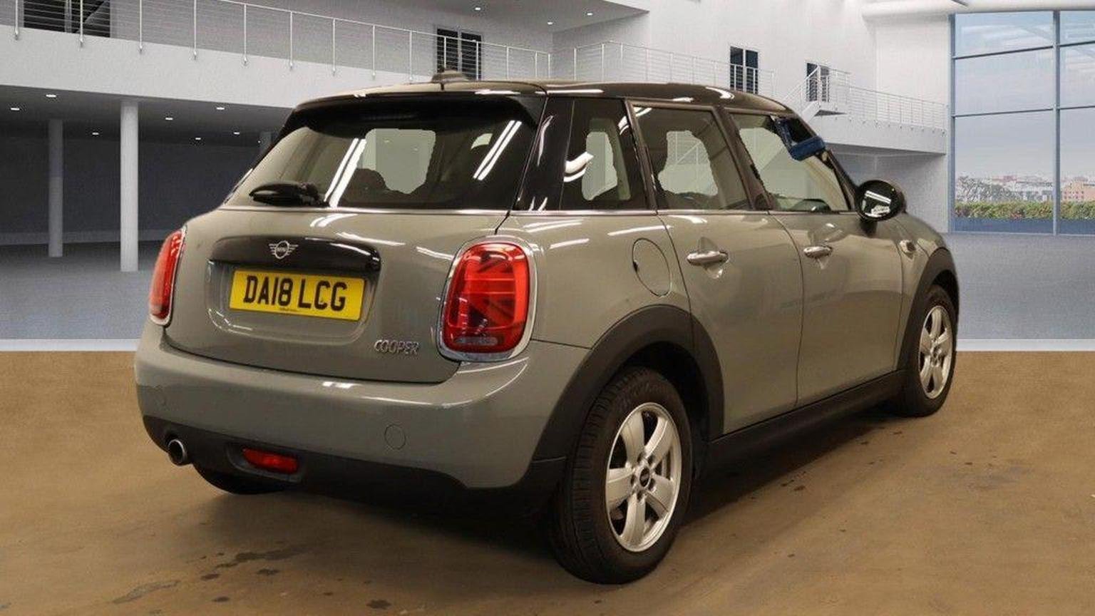 MINI Hatch