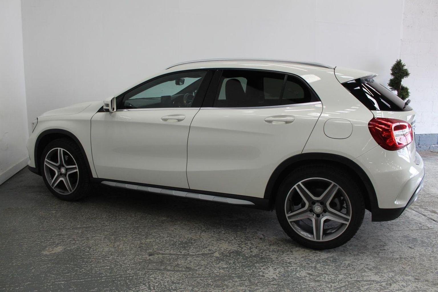 Mercedes Benz GLA Class