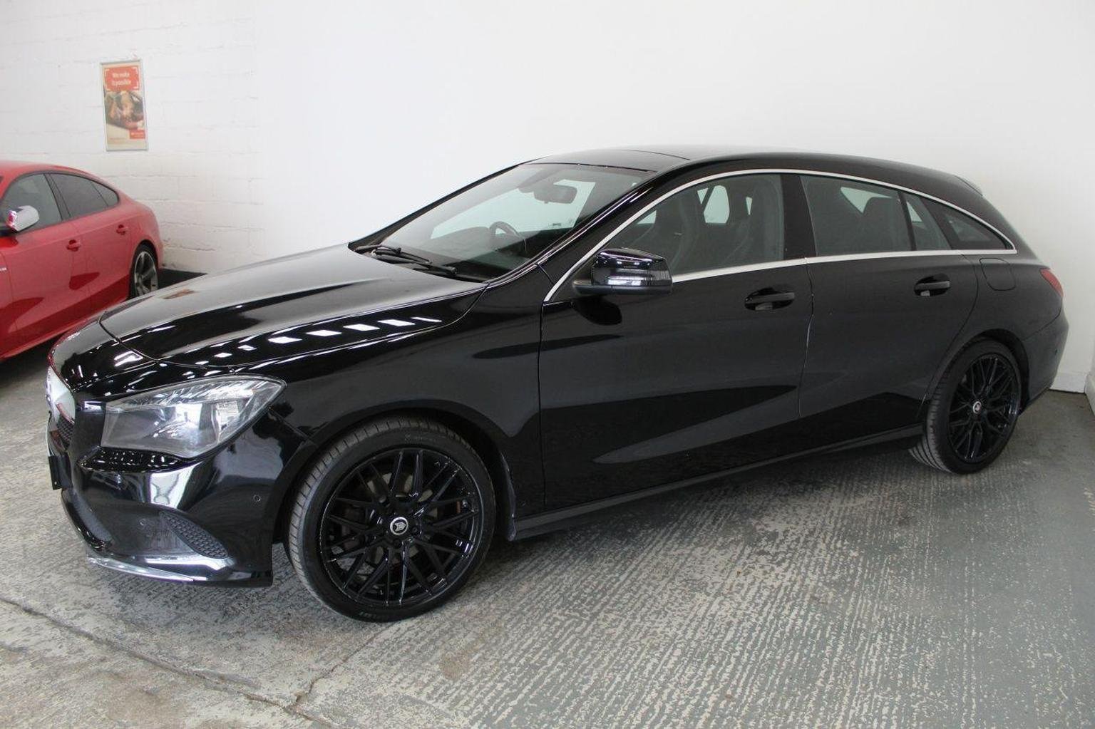 Mercedes Benz CLA