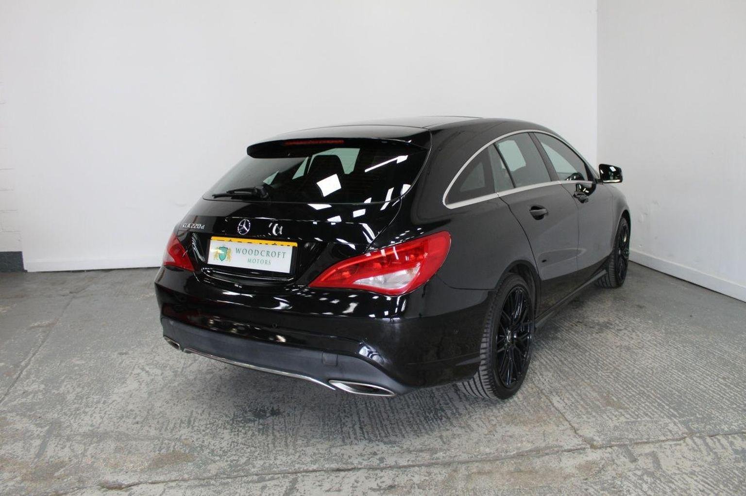 Mercedes Benz CLA