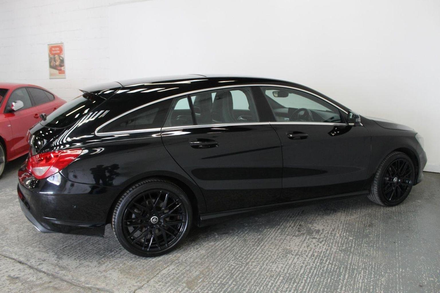 Mercedes Benz CLA