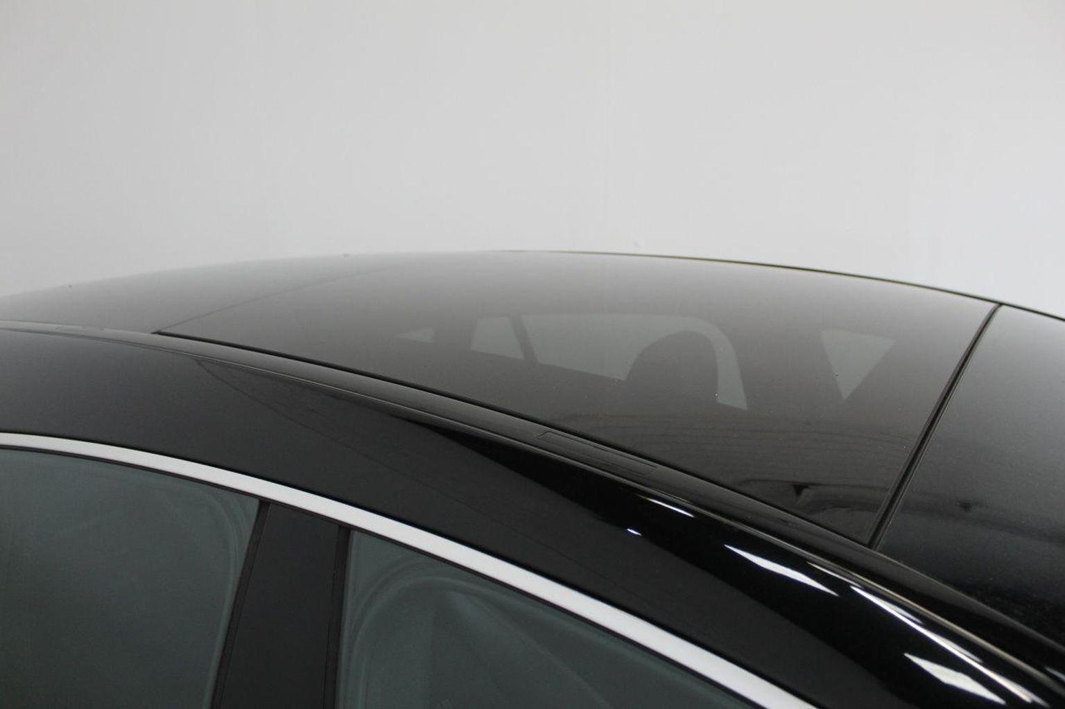 Mercedes Benz CLA