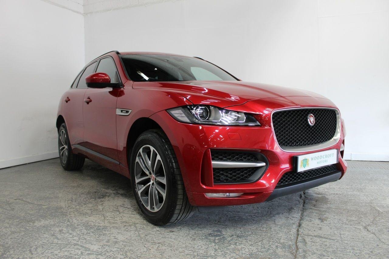 Jaguar F Pace