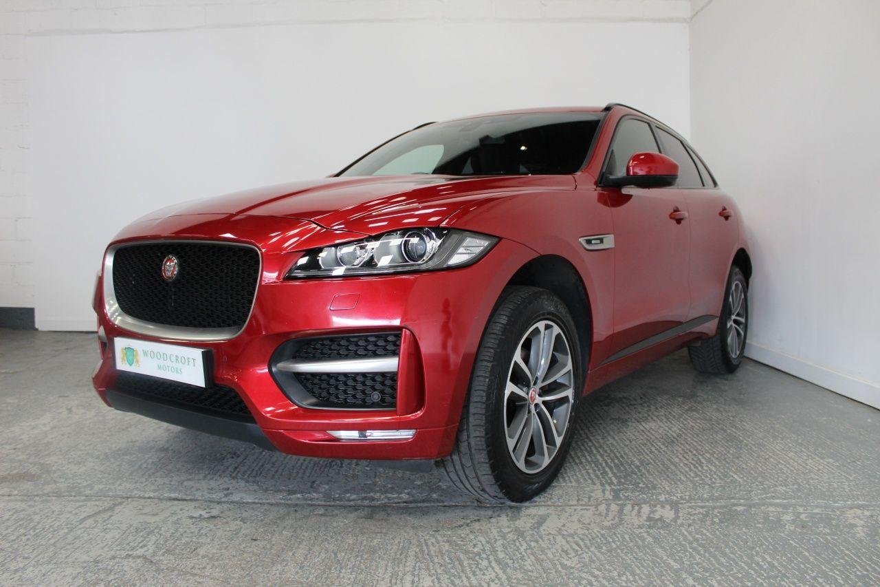 Jaguar F Pace