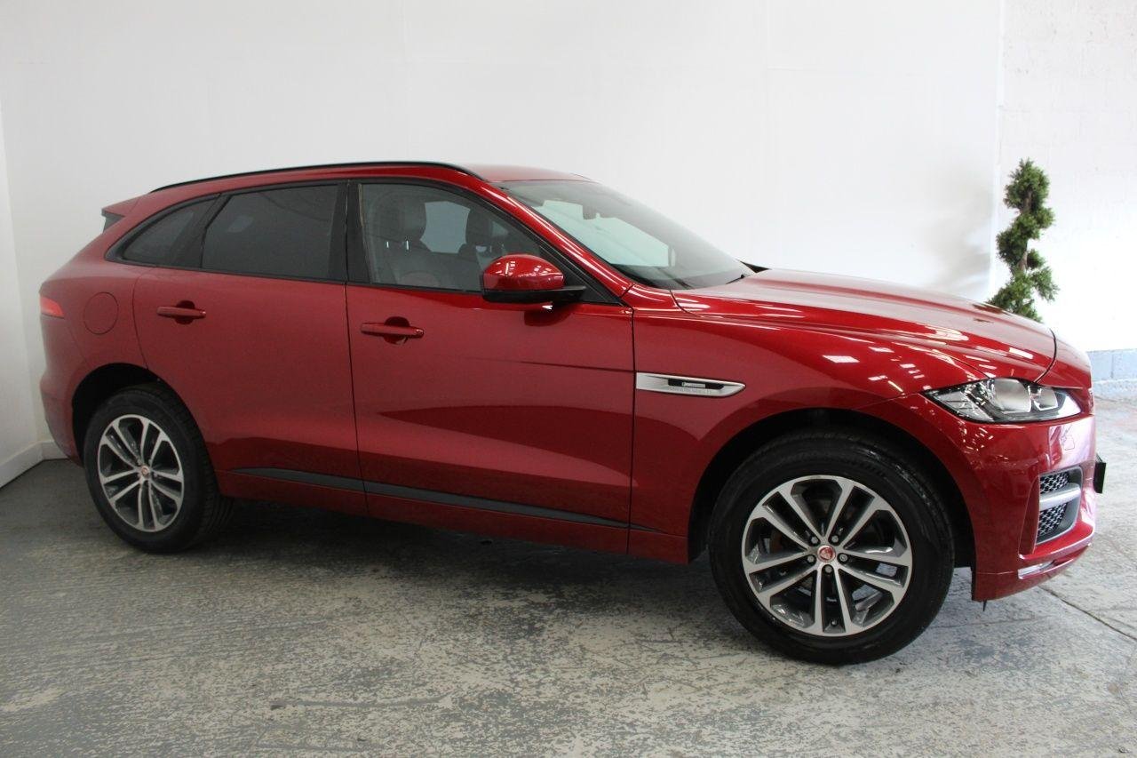 Jaguar F Pace