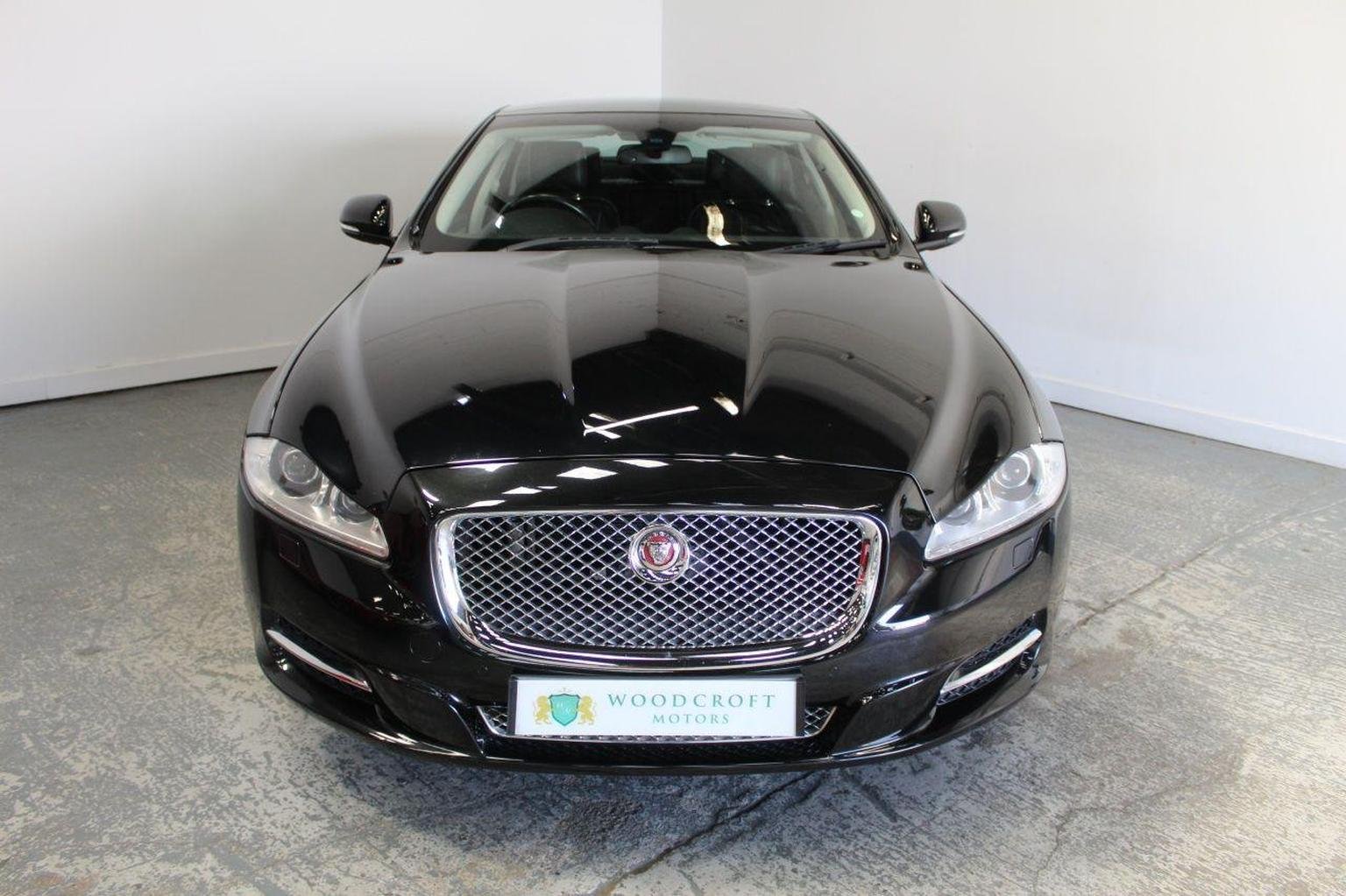 Jaguar XJ