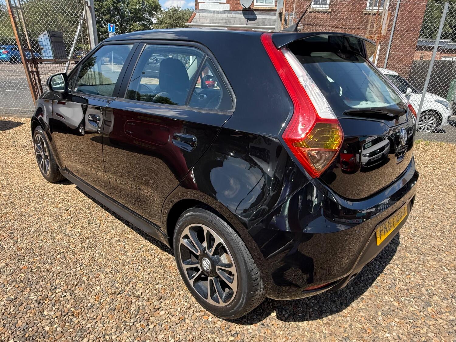 MG 3
