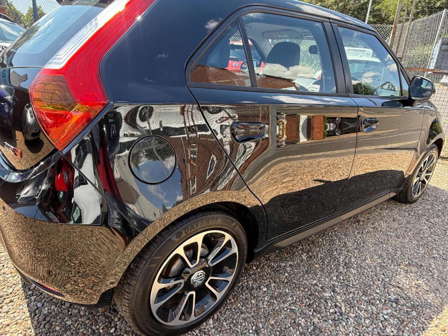 MG 3