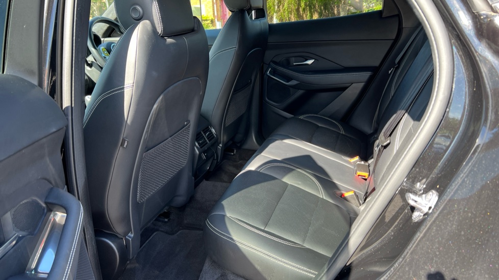 Jaguar E Pace