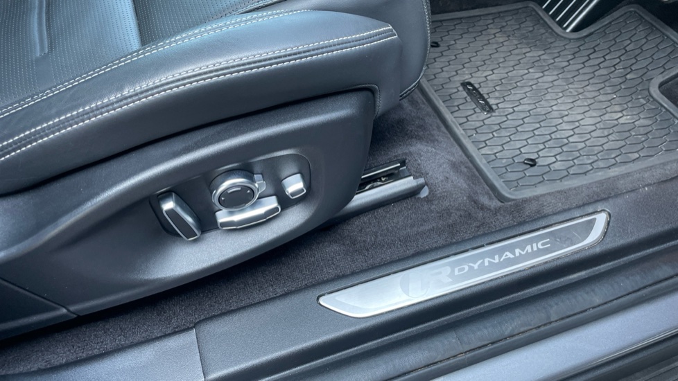 Jaguar E Pace
