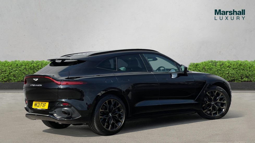 Aston Martin DBX
