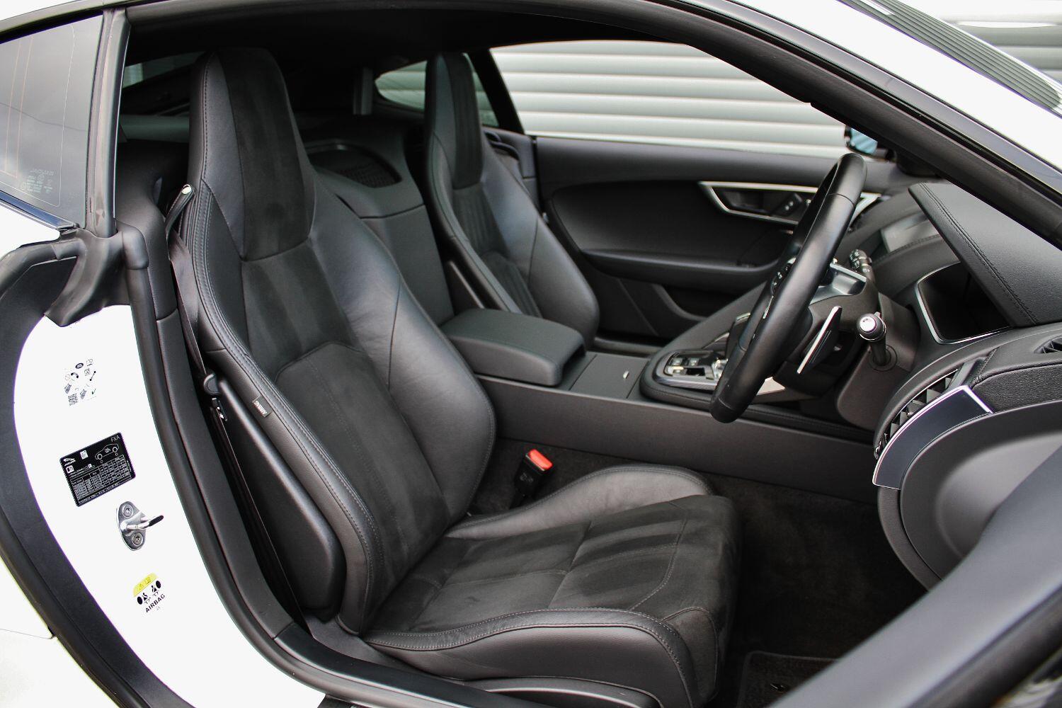 Jaguar F Type