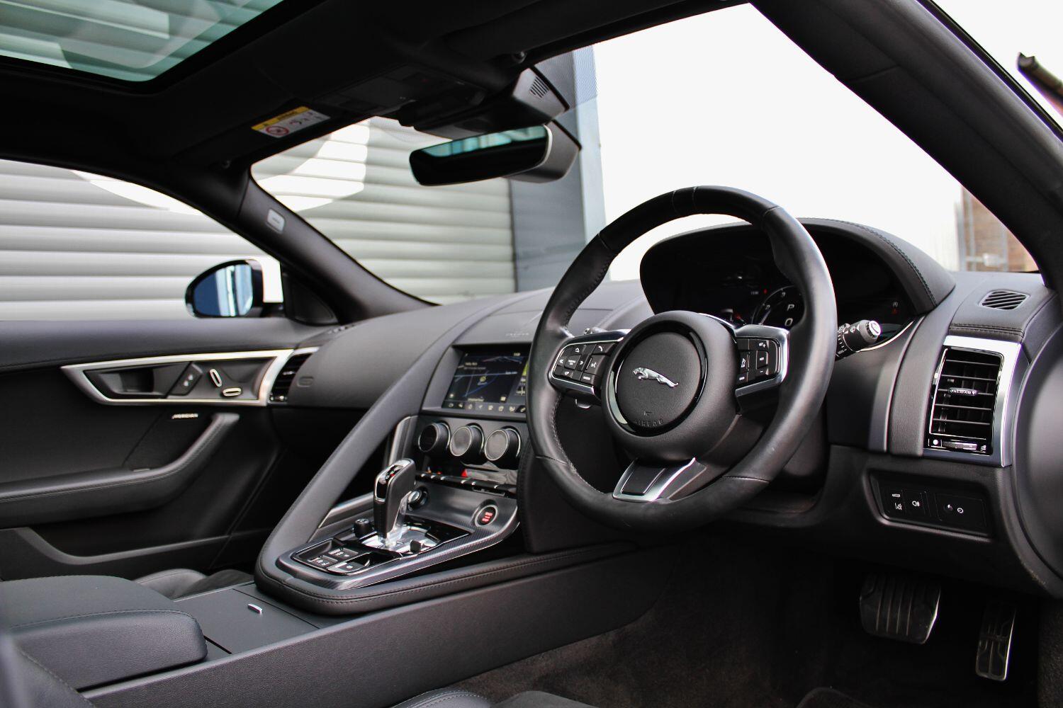 Jaguar F Type