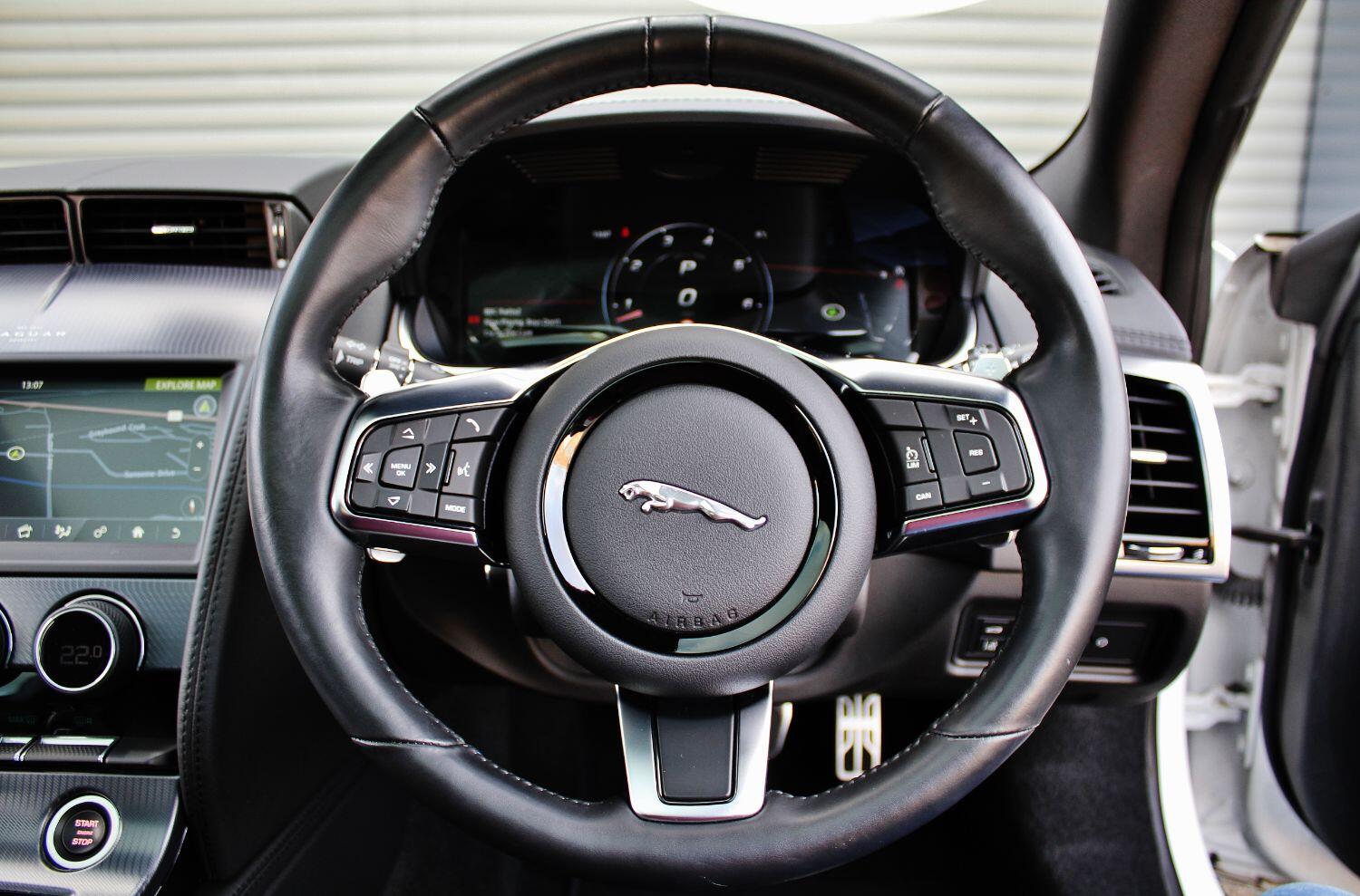 Jaguar F Type